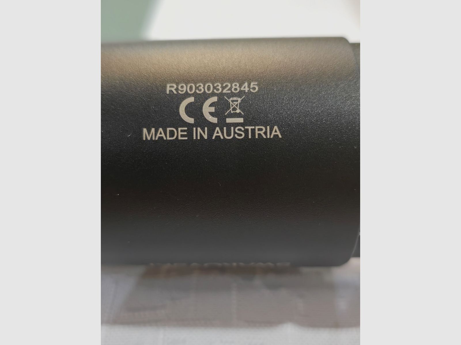 Swarovski Optik 2-12x50 Z6i mit Schiene SR auf Innomount QD Brückenmontage für Picatinnyschiene und Basen aus Stahl für Sauer 100/101 oder Rem.700.
