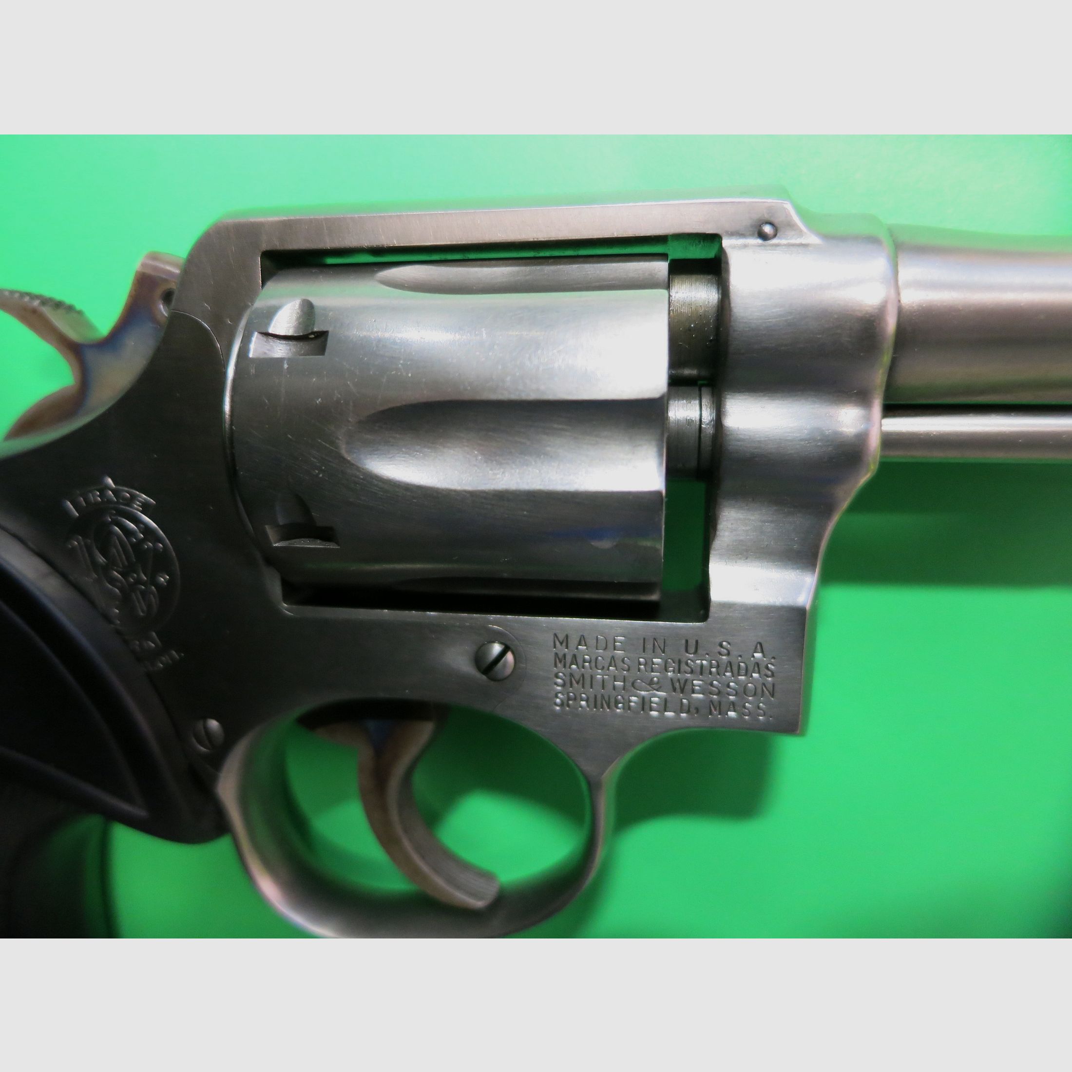 Smith & Wesson Mod. 10-5 (like Victory), .38 Special, 4" barrel, stainless steel, classic catch shot #82