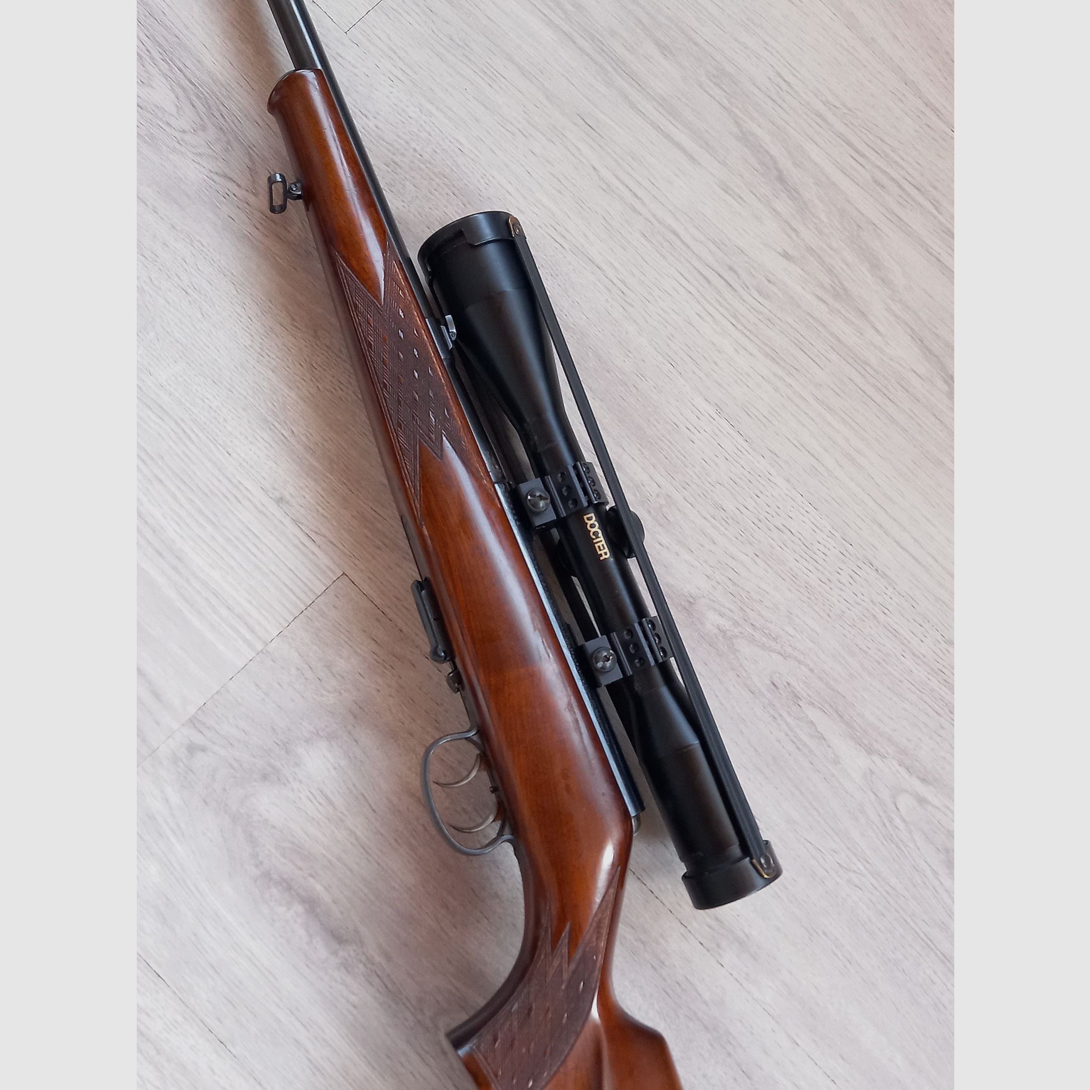 Anschütz 1516 in .22 WMR