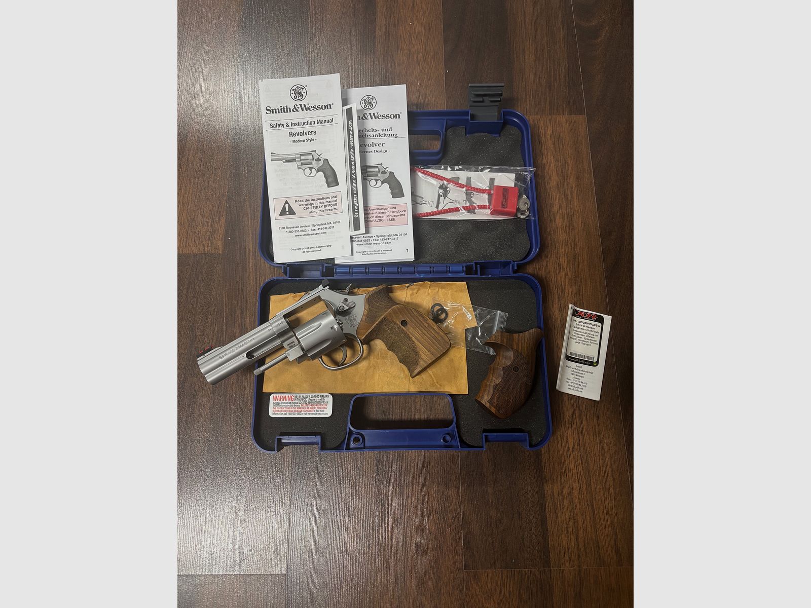 S&W 686 Security Special 4” – .357 Magnum – wie neu, nur 100 Schuss!