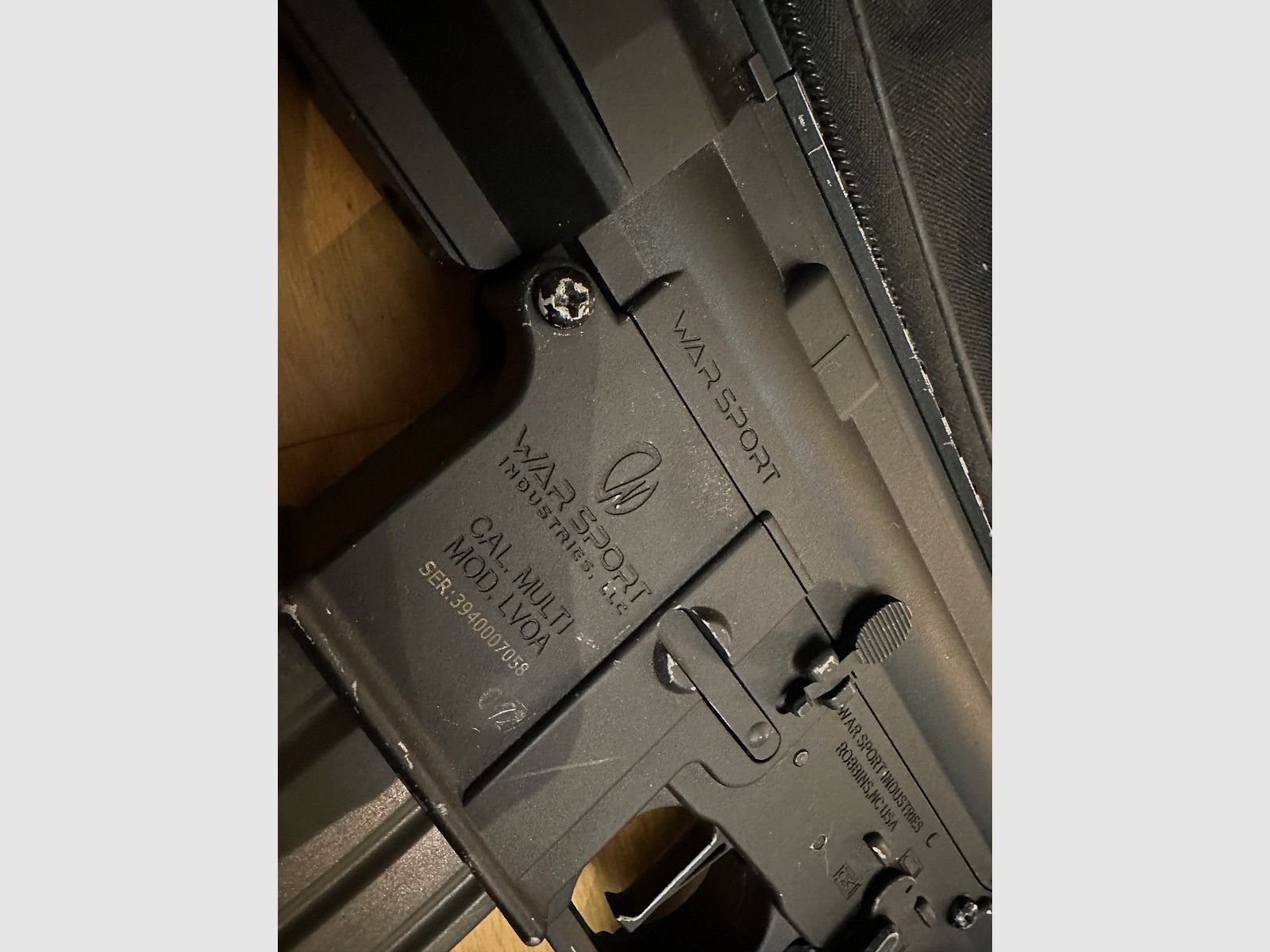 Krytac LVOA mit Magazinen, Tasche und Griff
