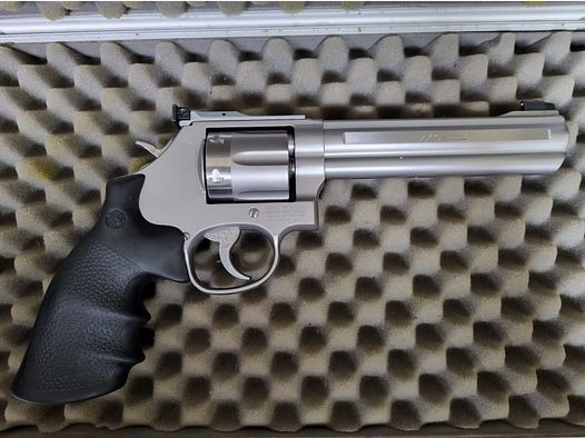 Smith & Wesson Revolver 686 im Kaliber .357 Magnum / Merkle Tuning