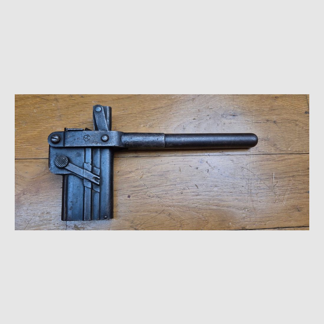 Wunderschöne Luger P08 Pistolenpatrone – Unverzichtbares Zubehör für das Trommelmagazin – Sehr seltenes AEG-Modell (das seltenste!) – Sehr schöner Stempel und Herstellerlogo – Perfekter Zustand – Sehr seltenes Sammlerstück! – TBE+++, Bild 2 von 16