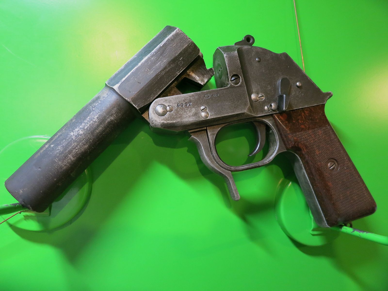 Pistola segnaletica VEB Fahrzeug- und Jagdwaffenwerk „Ernst Thälmann“, calibro 4 (26,5 mm), modello 1001   #50