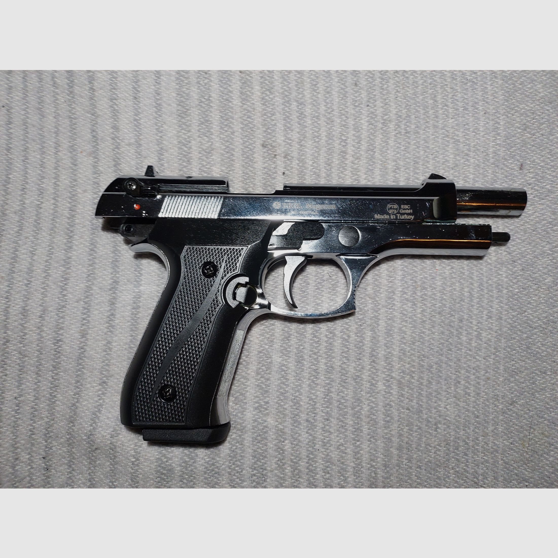Ekol Firat Magnum pistolet de défense chromé cal. 9mm P.A.K. (PTB 973) comme neuf !