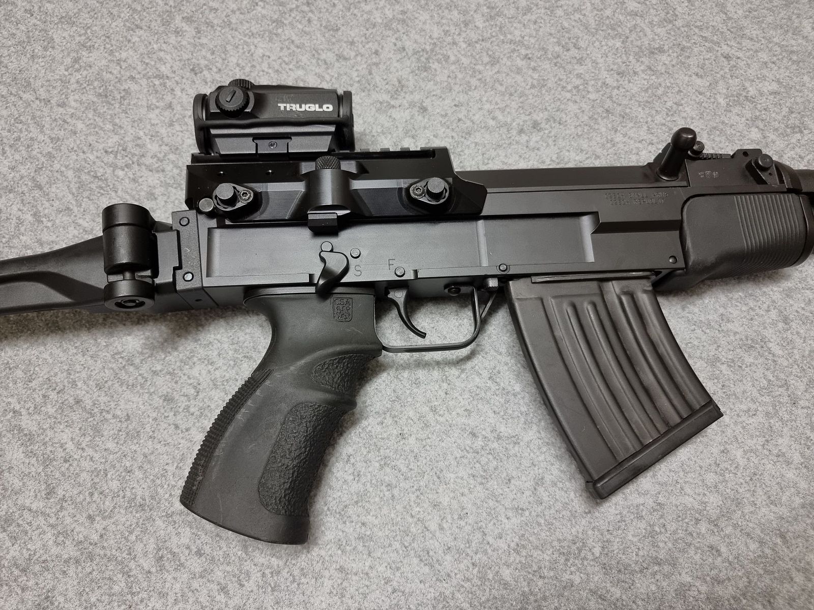 CSA VZ58 Sporter - cal. 7,62x39 - kompakte Büchse - mit Zubehör und Red Dot