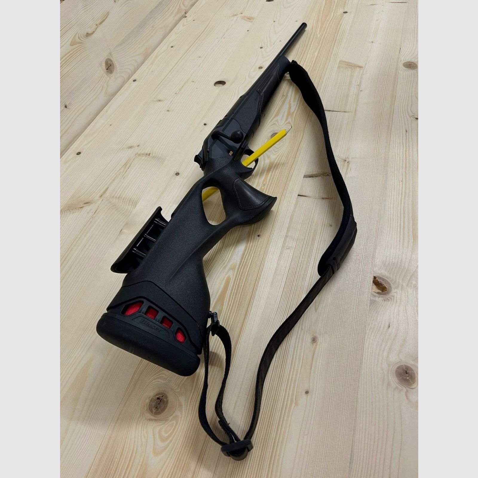 Blaser R8 Leather .3006 spring.