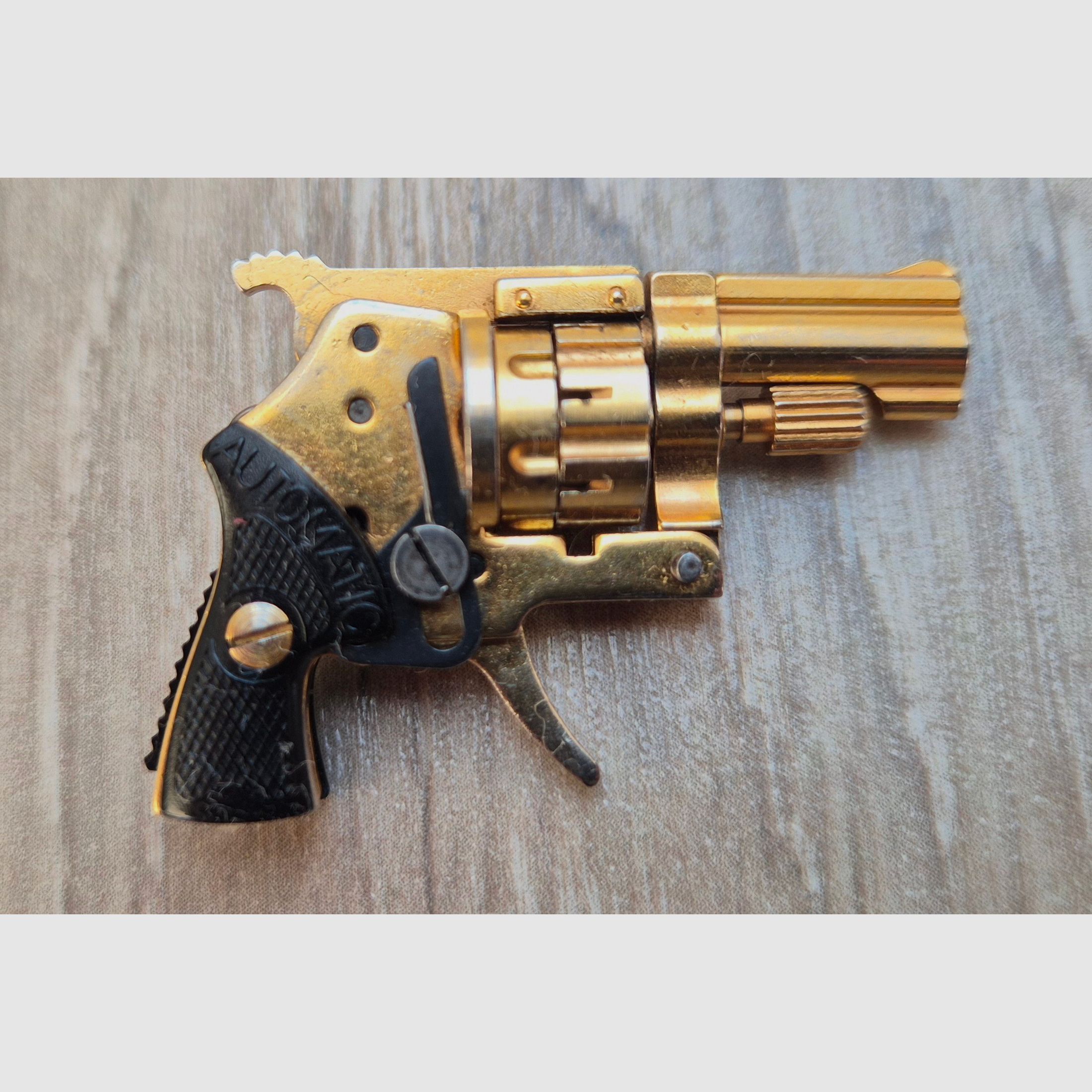 Xythos Automatikrevolver, 2mm, Gold, PTB 82!