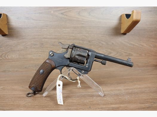 1892 mit Holster