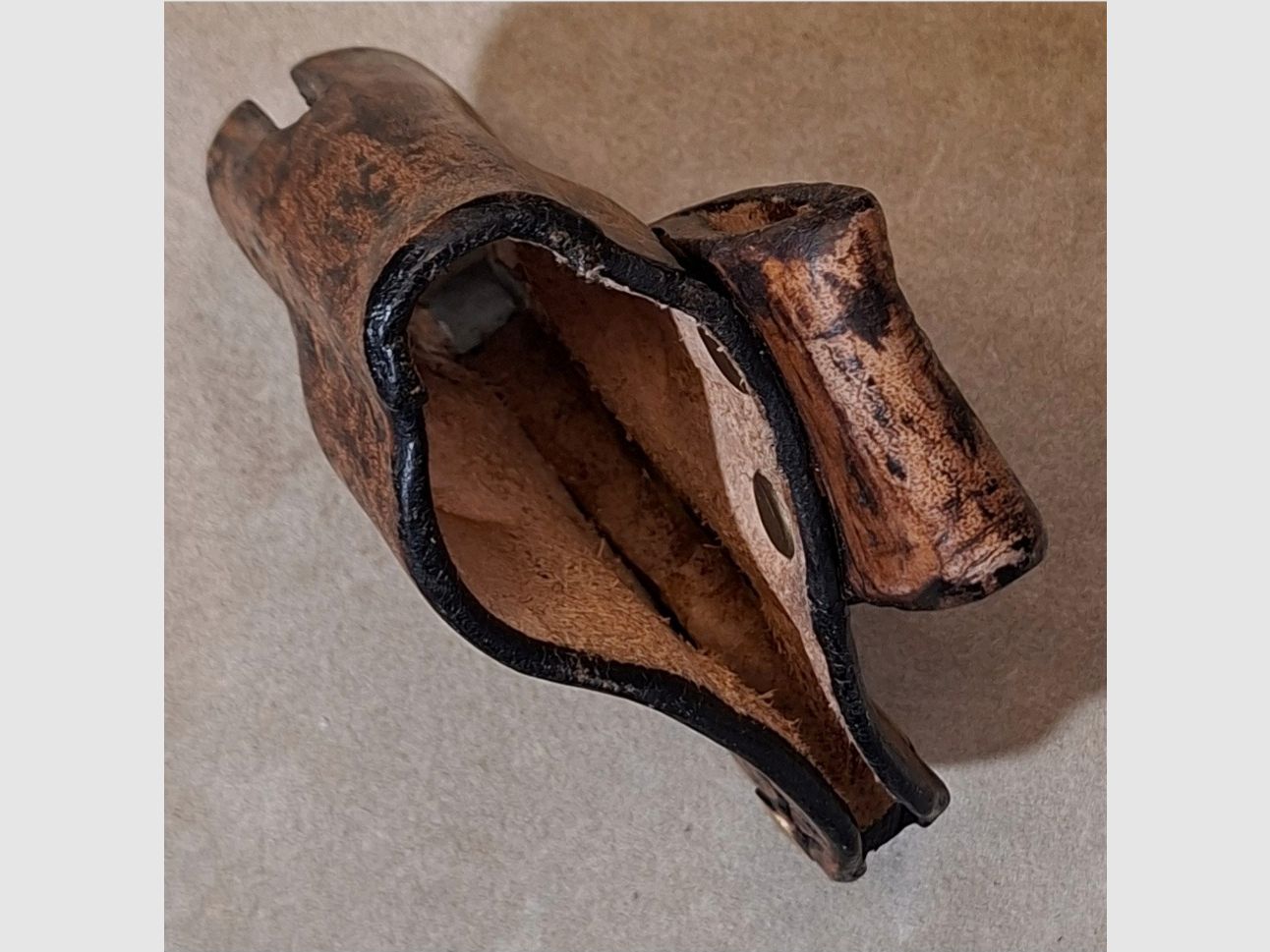  Steel Dog  4" Duty Tac Rewolwer 616, Typ .209 Fiocchi Primery