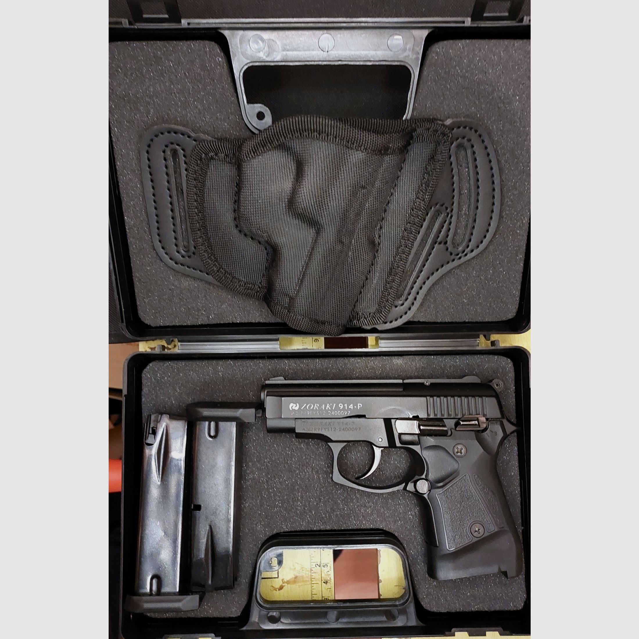 Zoraki 914 Schreckschuss Pistole 9mm P.A.K. brüniert (1070) mit 2 Magazinen und neuem First Strike Holster