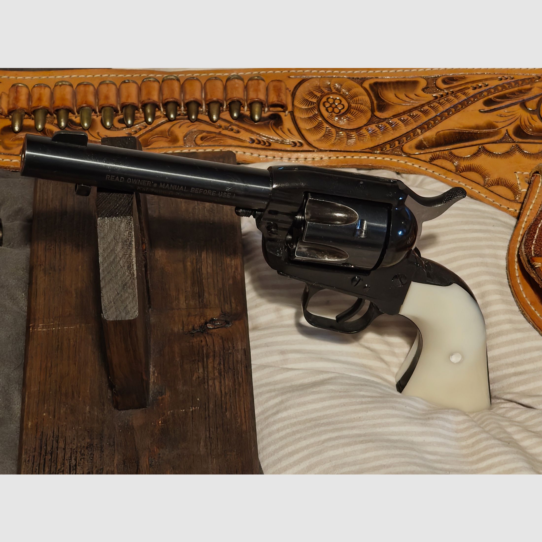 Weihrauch Western Single Action (SAA) revolver with the PTB 788 with white grip panels