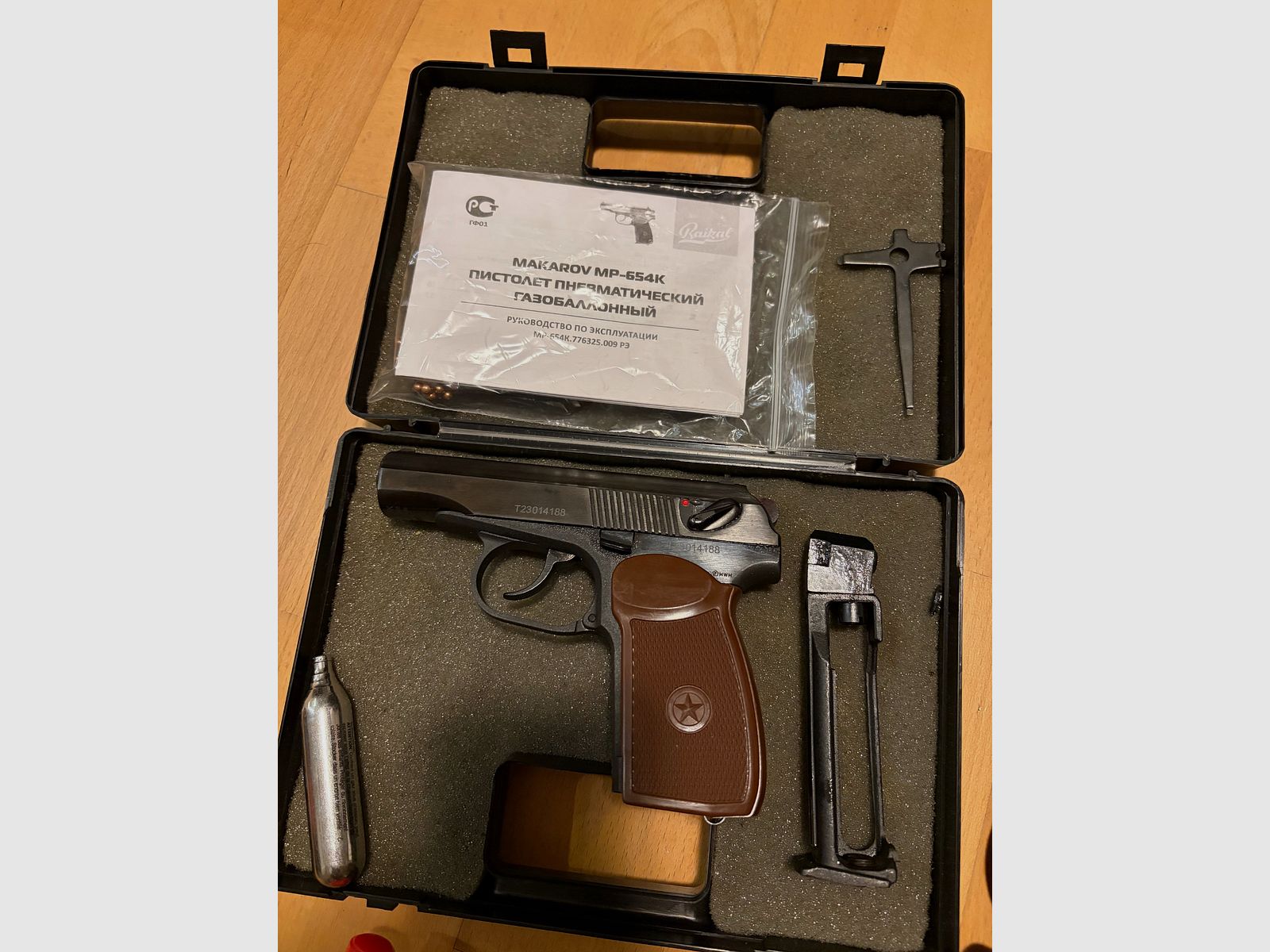 Baikal Makarov 4,5mm BB C02 MP-654K