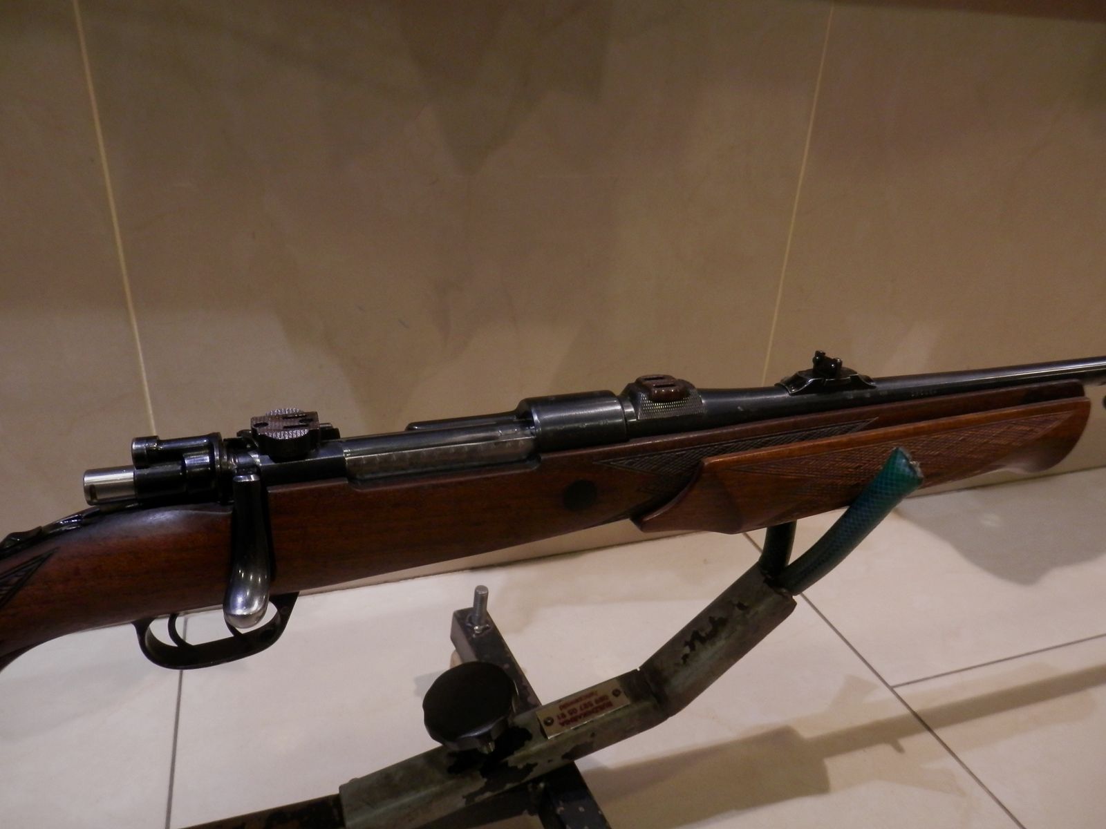 Voere rifle de cerrojo cal. 7x64, muy buen estado, imagen 1 de 3