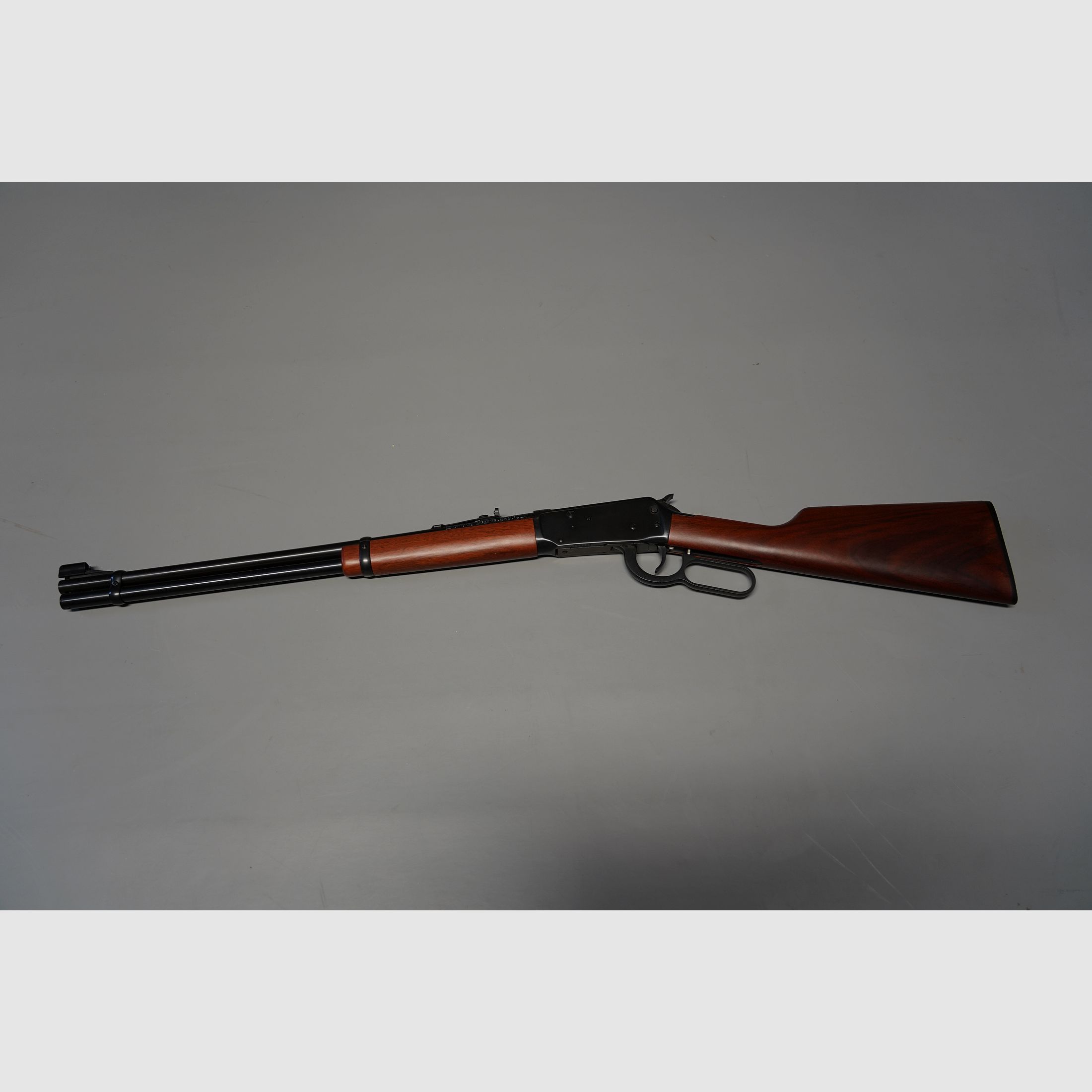 Winchester Model 94 Standard noyer, carabine à levier de sous-garde Cal. 30-30 Win. neuve, jamais tirée