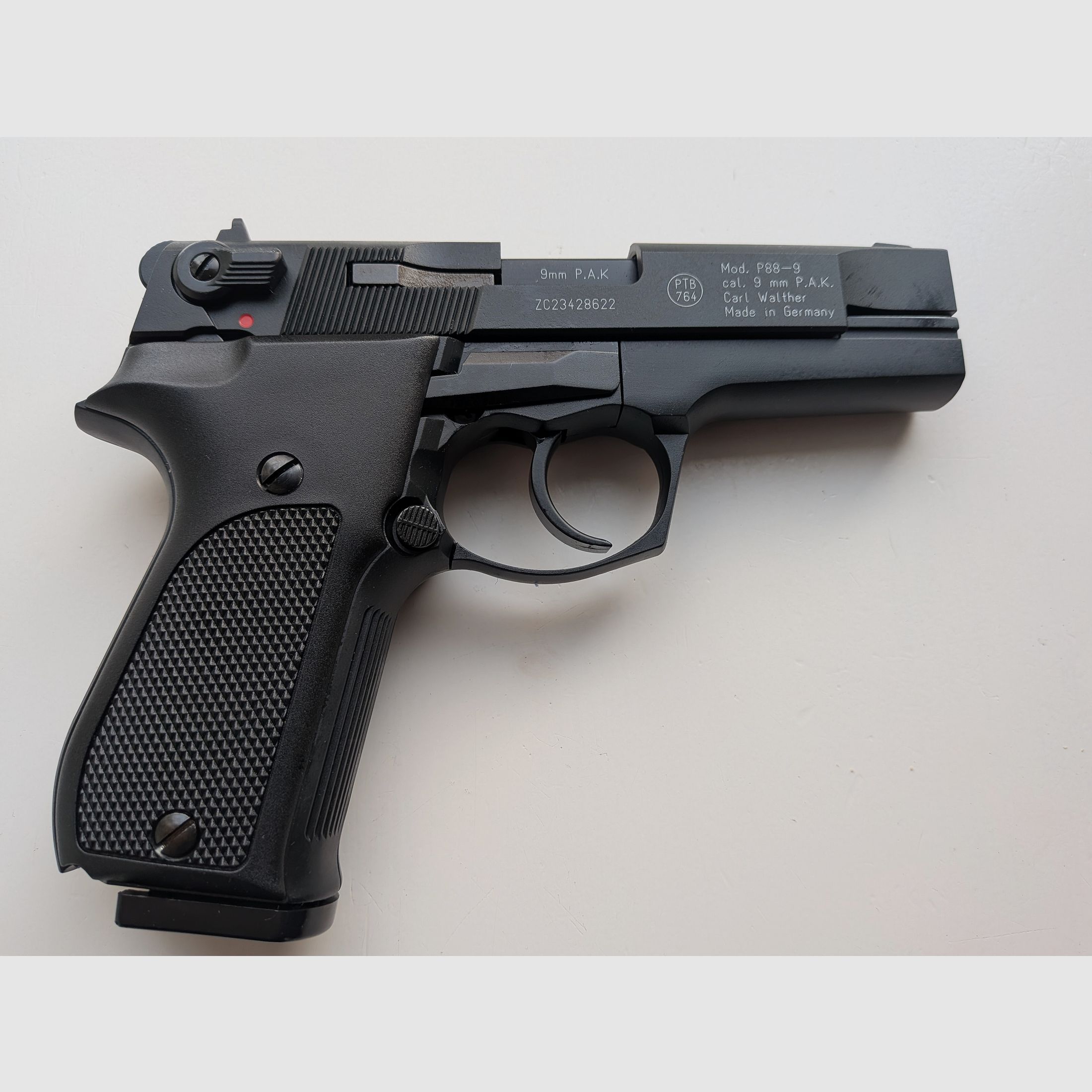 Walther P88 Compact ( P 88 ) Pistolet à blanc 9mm P.A.K++ NEUF++