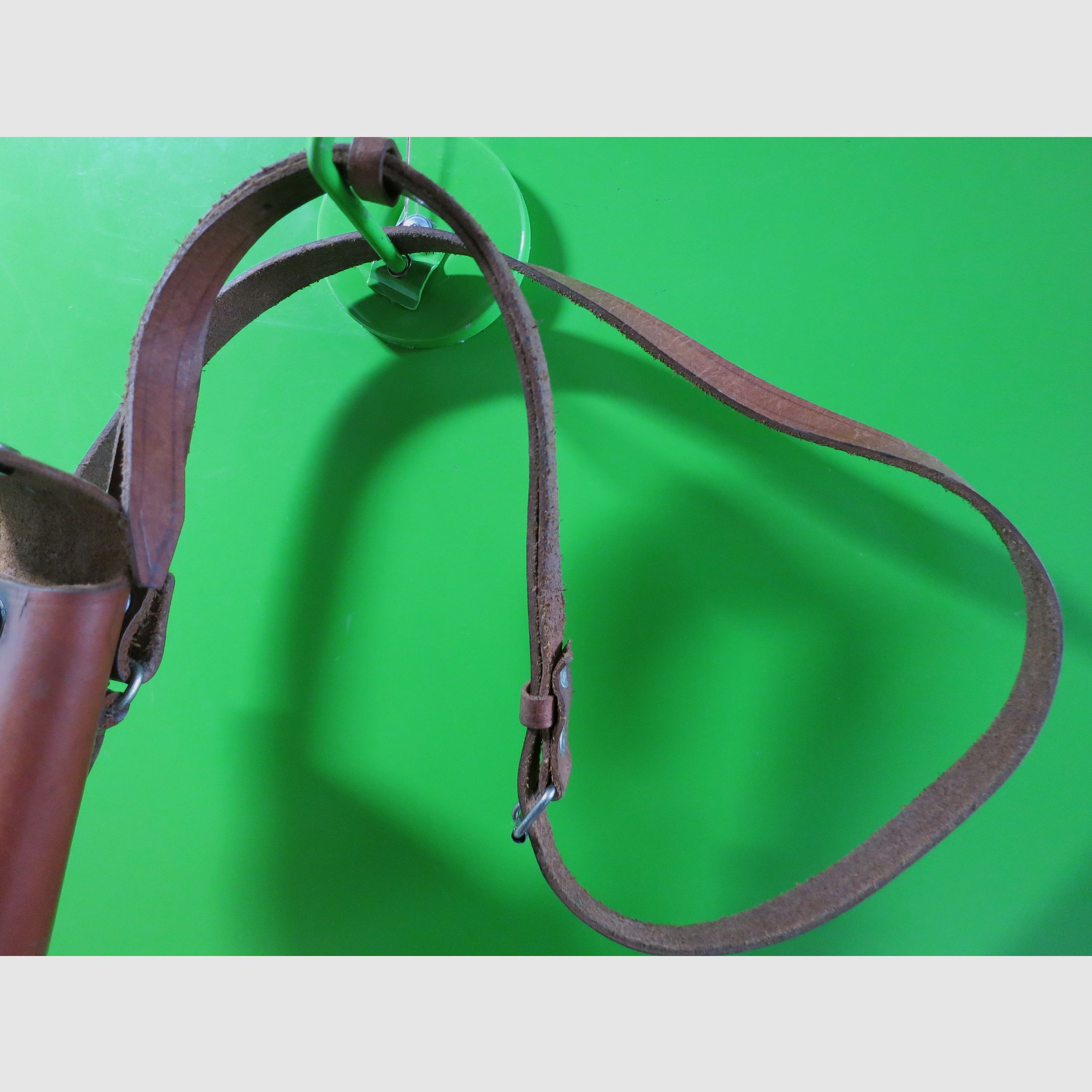 Mauser C96 + M712, Broomhandle, Schulterholster mit Riemen