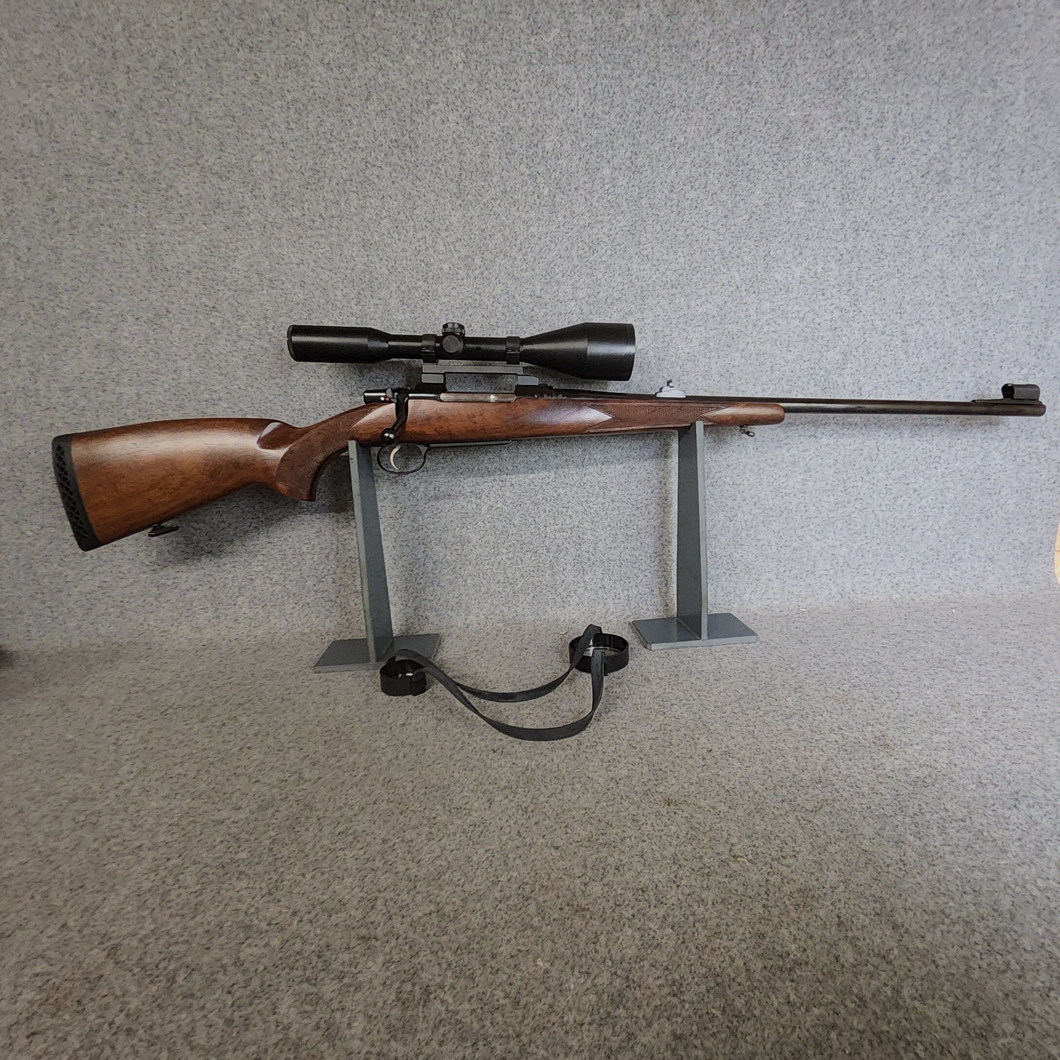 CZ-	 550