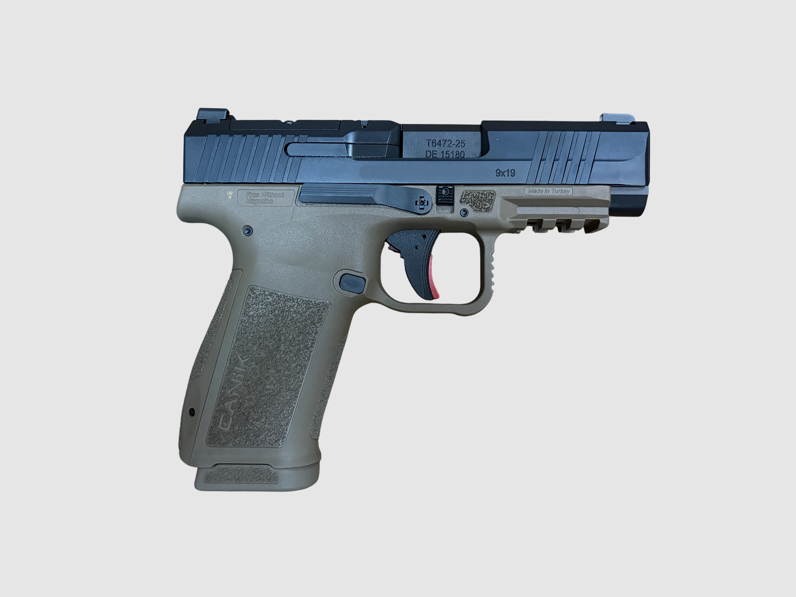 Pistolet CANIK MC9 LS Dual Color kal. 9 PB, zdjęcie 2 z 2