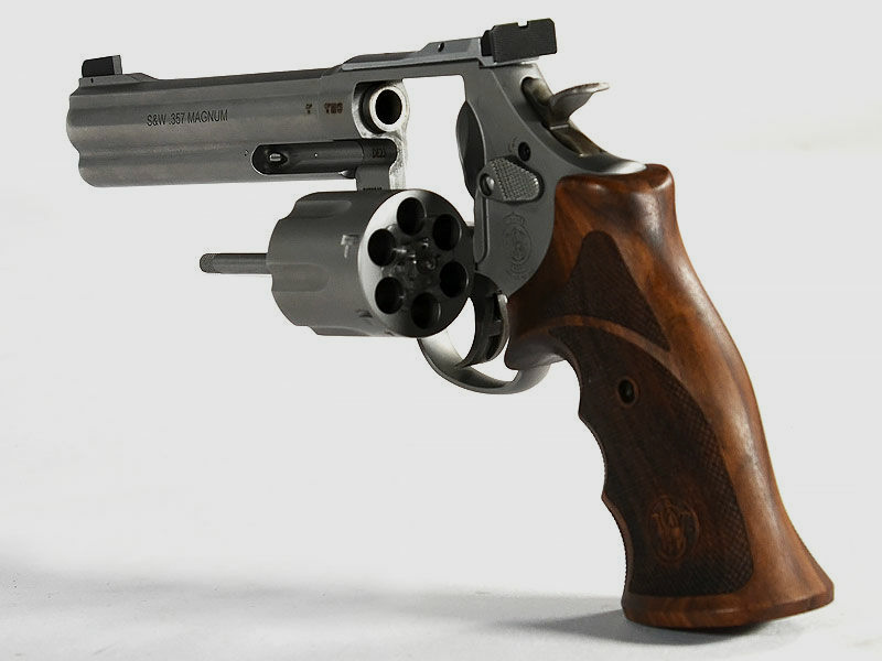Smith & Wesson 686 Target Champion