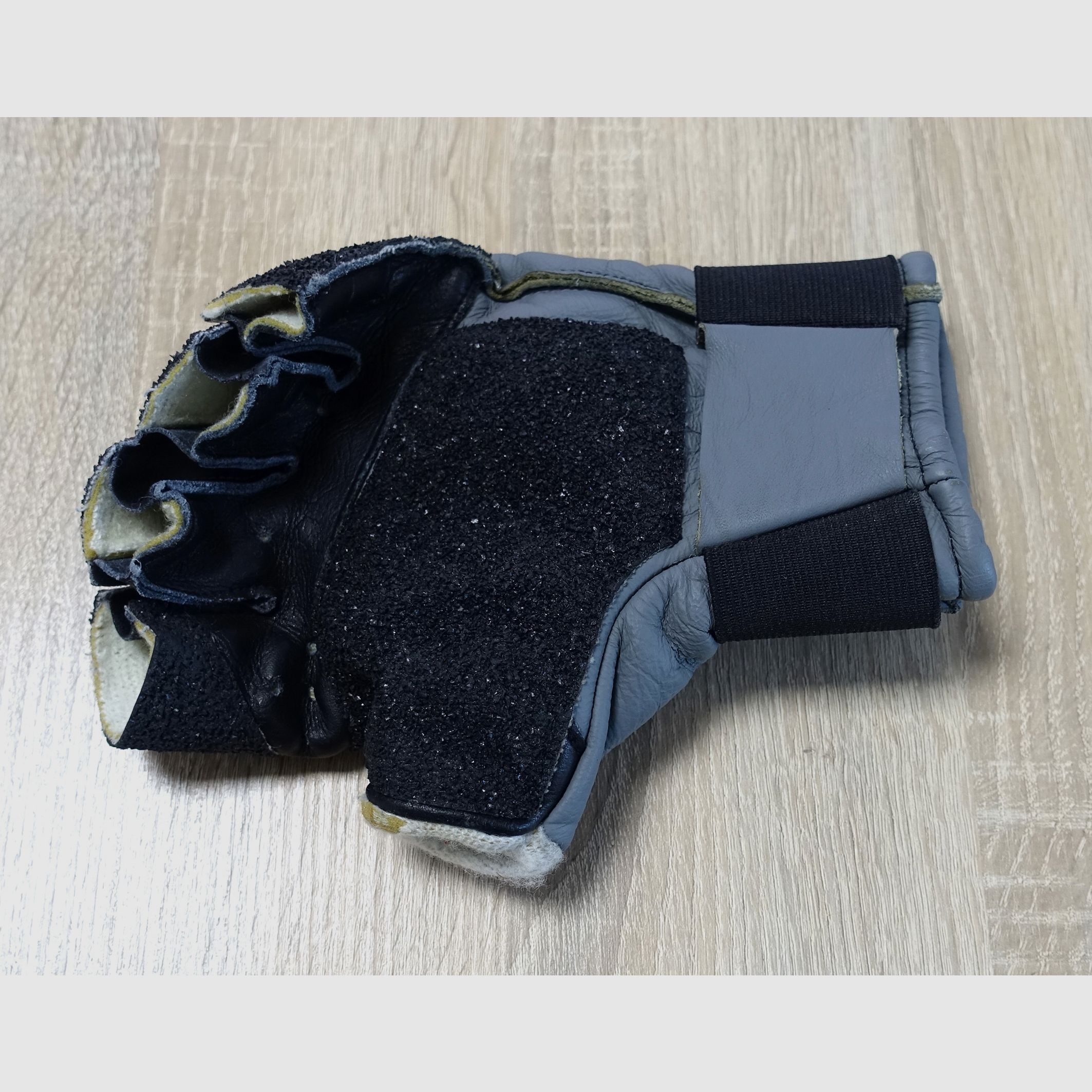 Shooting glove Anschütz and Simetra / Size L and M