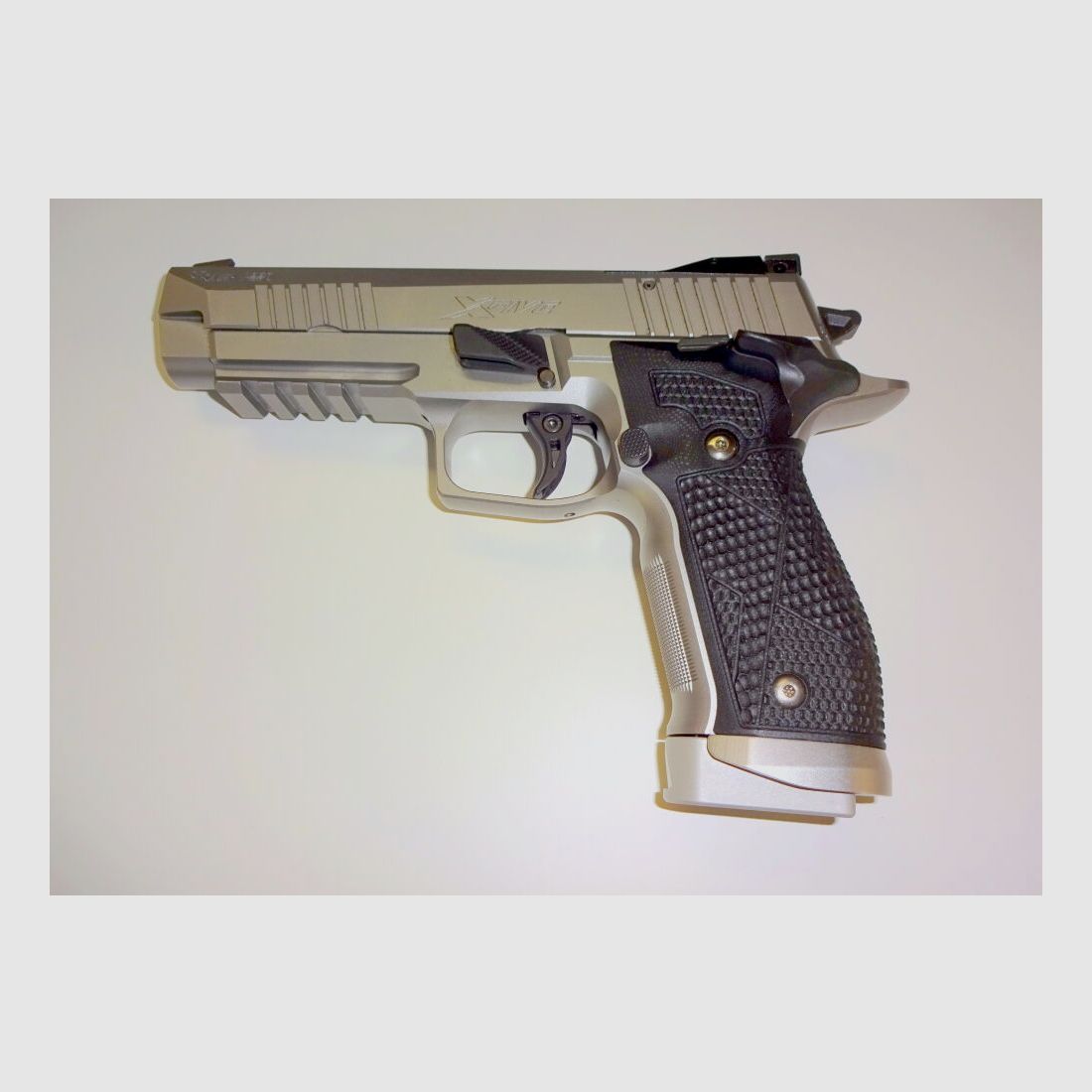 SIG Custom Works P226 X-Five Super Match