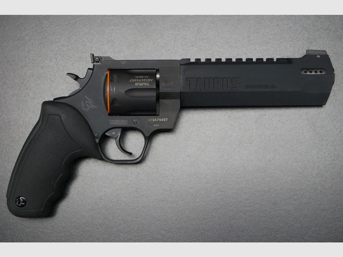 Taurus Raging Hunter 44 Mag 6.73″, image 1 sur 6