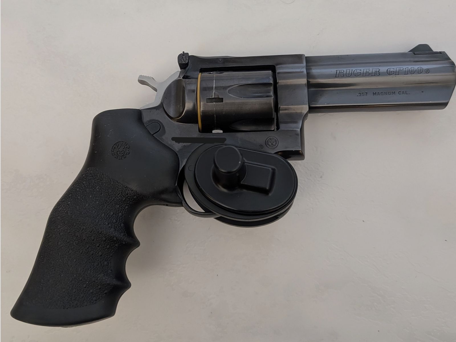 Ruger GP100 (op de loop gestempeld) / in WBK geregistreerd als RUGER GP141 – Kal. .357 Magnum – Cat. B