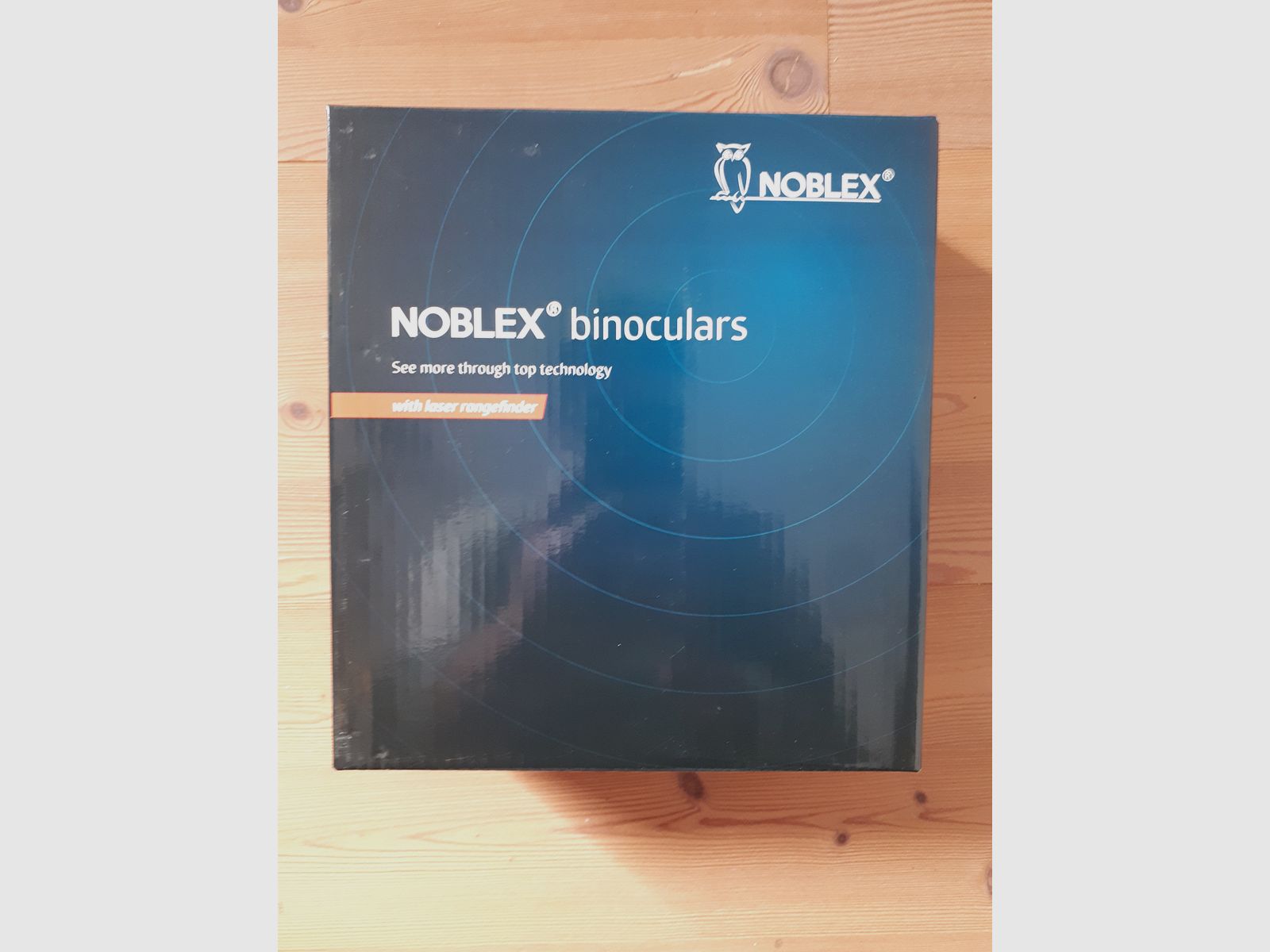 NOBLEX NF 10x42 R advanced mit Laser-Entfernungsmesser