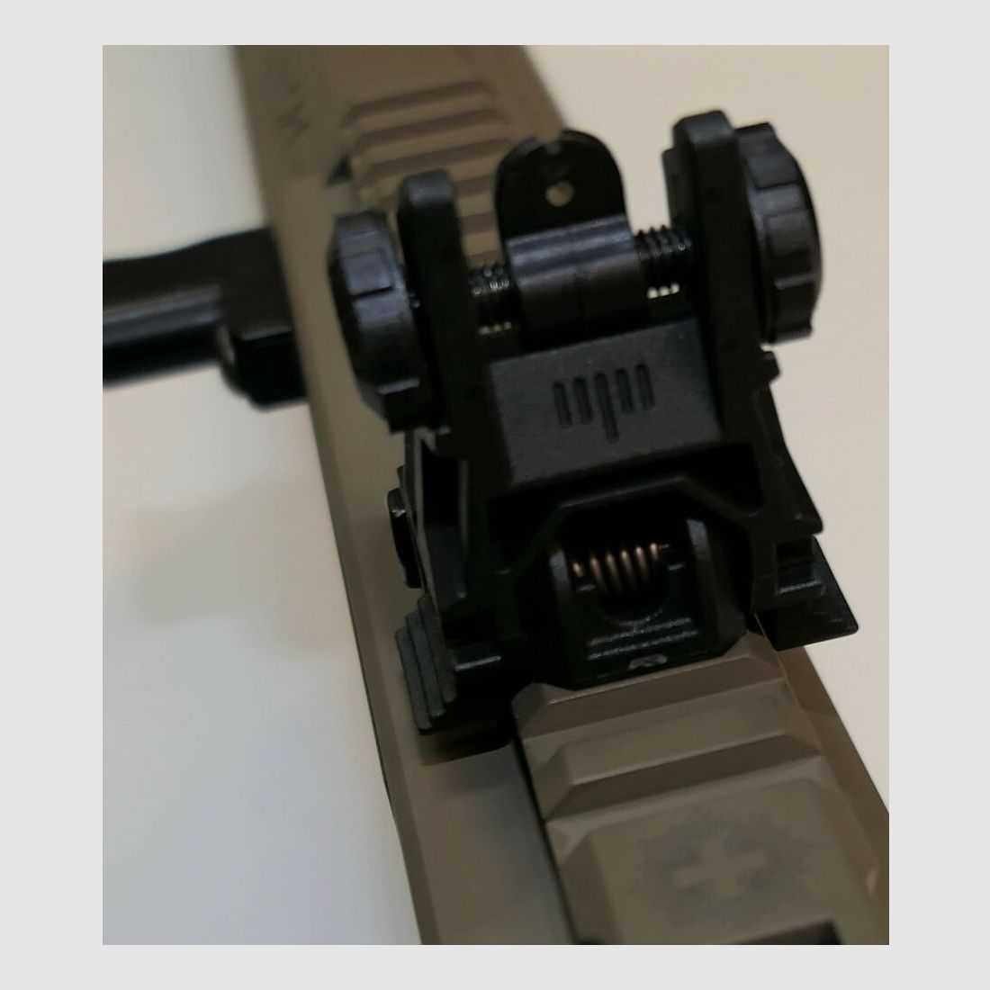 GWMH Selbstladebüchse GWMH SPC-SPORTER A4 17" (SWISS PISTOL CARBINE) FDE Kal.9x19 AR15 Glock Magazin