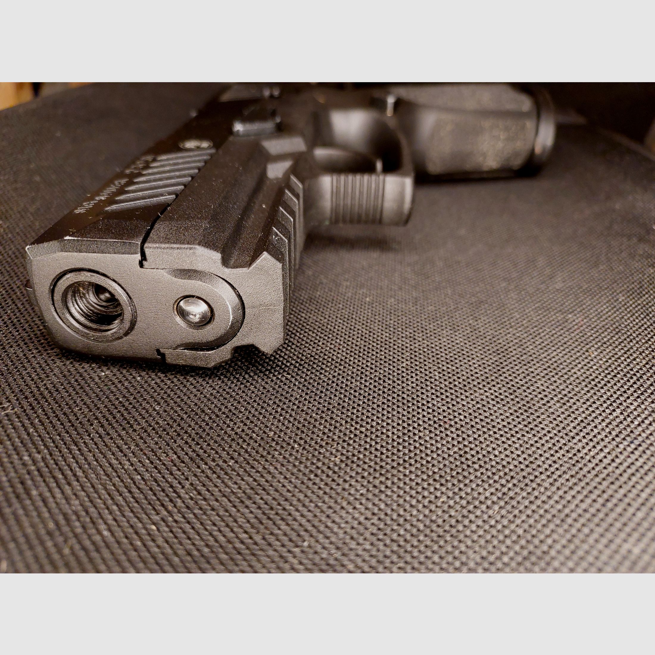 Sig Sauer P320 blank firing pistol in caliber 9 mm P.A.K. Black in the original SIG case (PTB 1038)