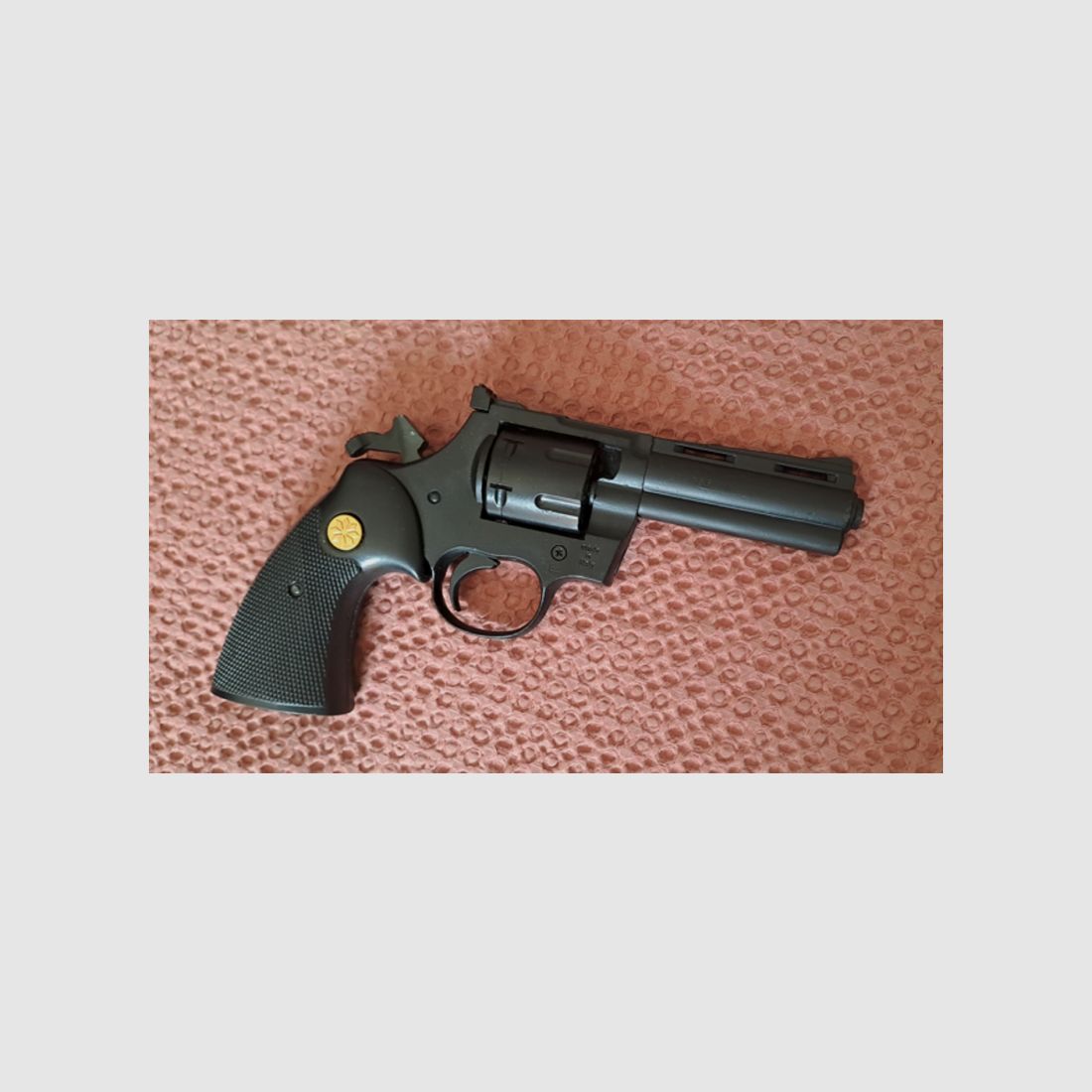 Revolver 380 Knall