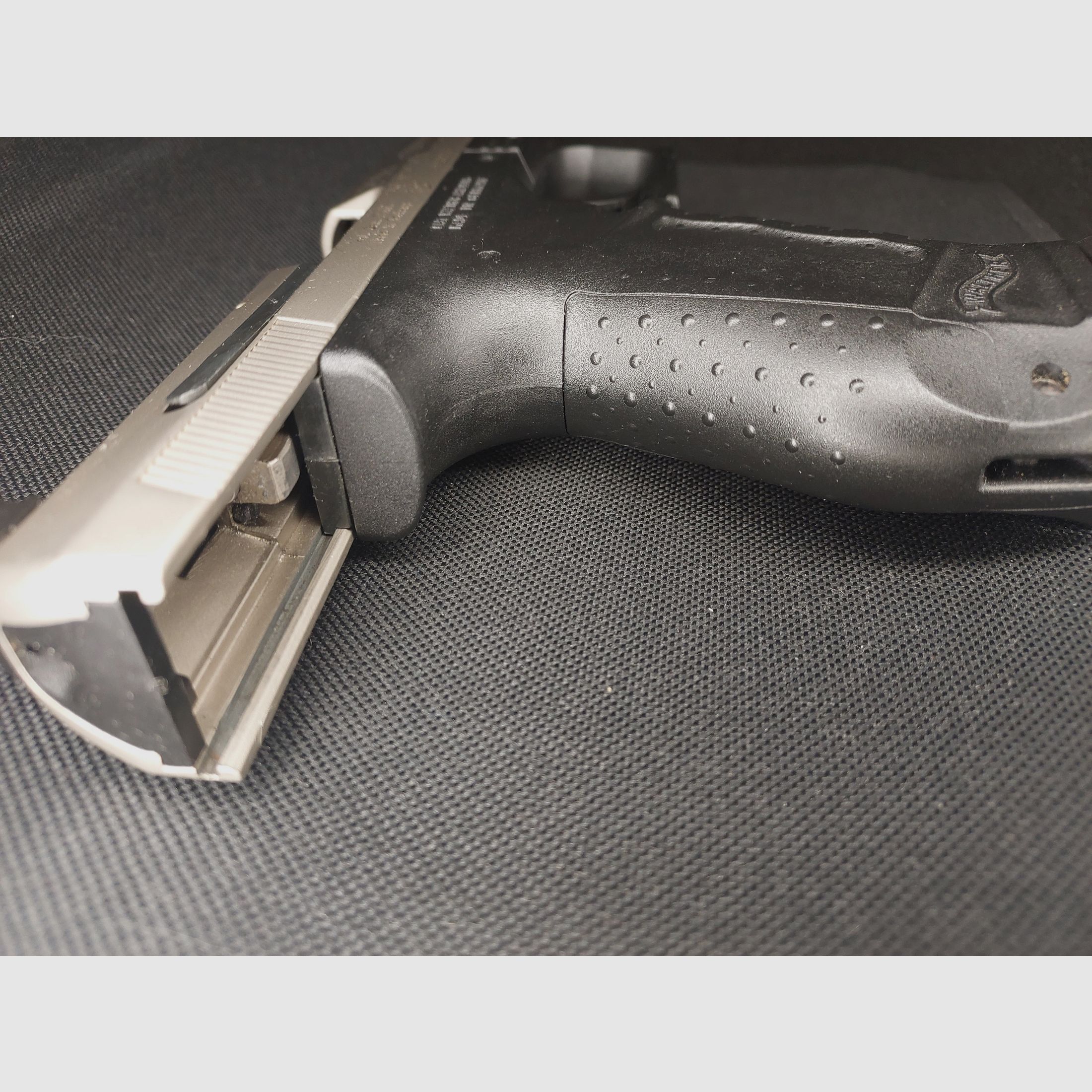 Pistola a salve Walther P99 9mm P.A.K. bicolore (762) con fondina Fidragon