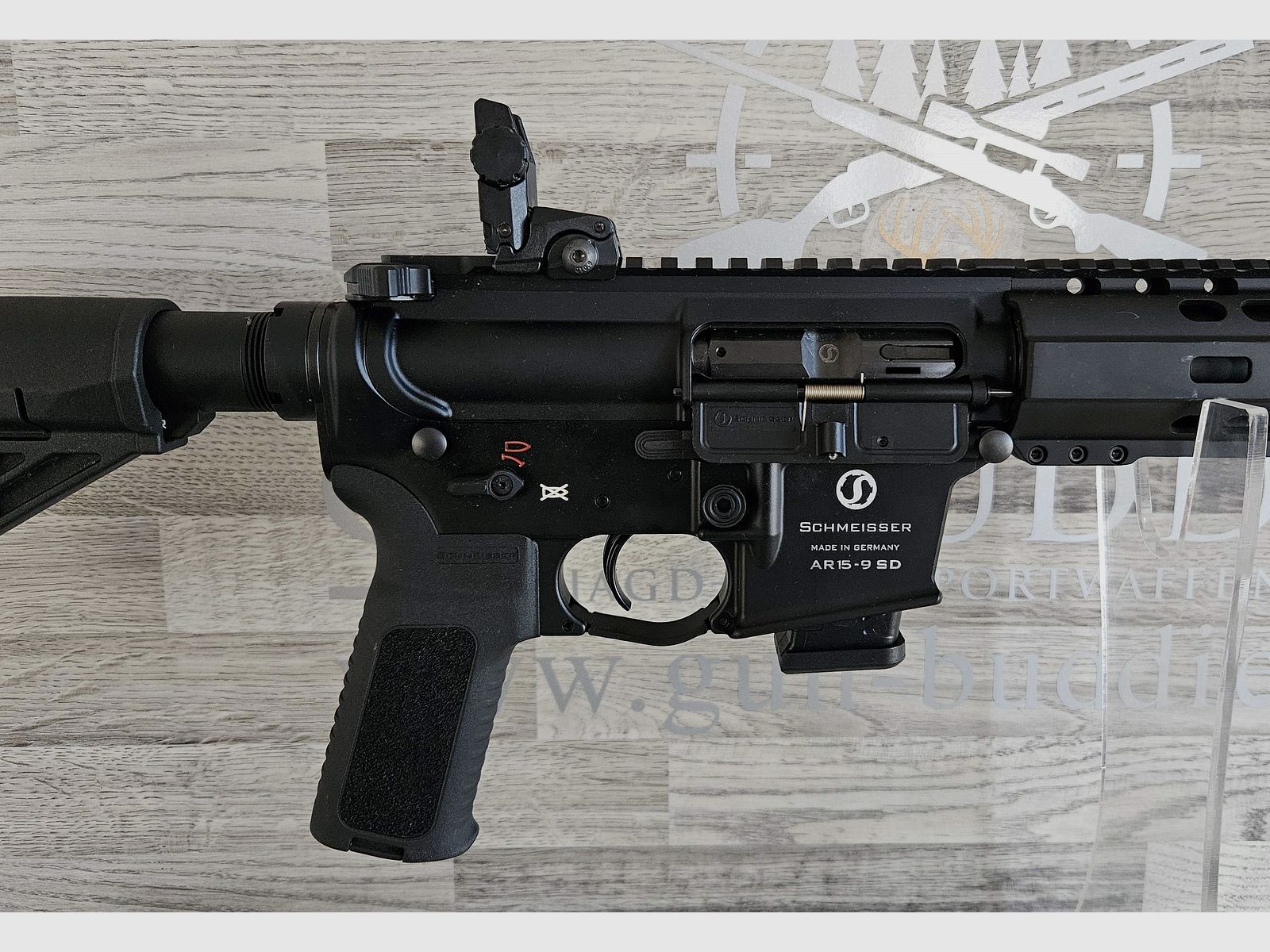 Schmeisser AR15-9 SD S4F 10" Cal. 9mm Luger avec silencieux intégré - Nouveauté du commerce spécialisé