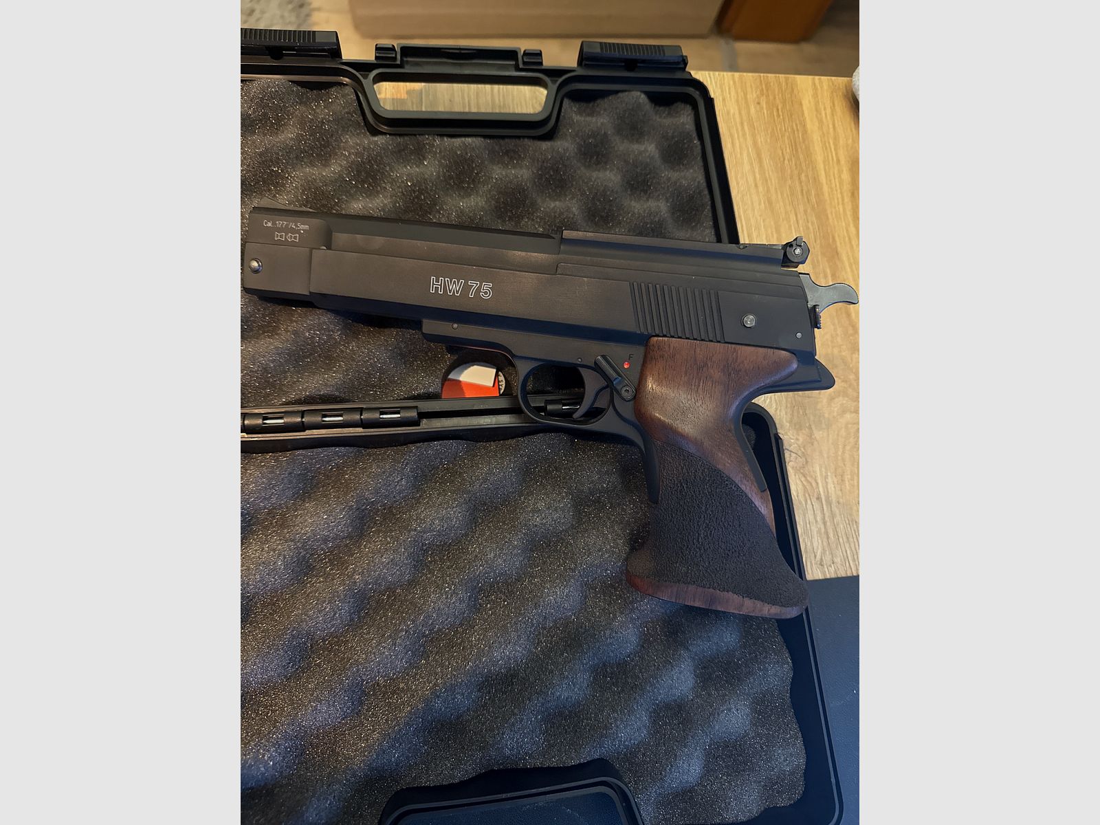 HW 75 Pistolet pneumatyczny – precyzyjny pistolet pneumatyczny od Weihrauch