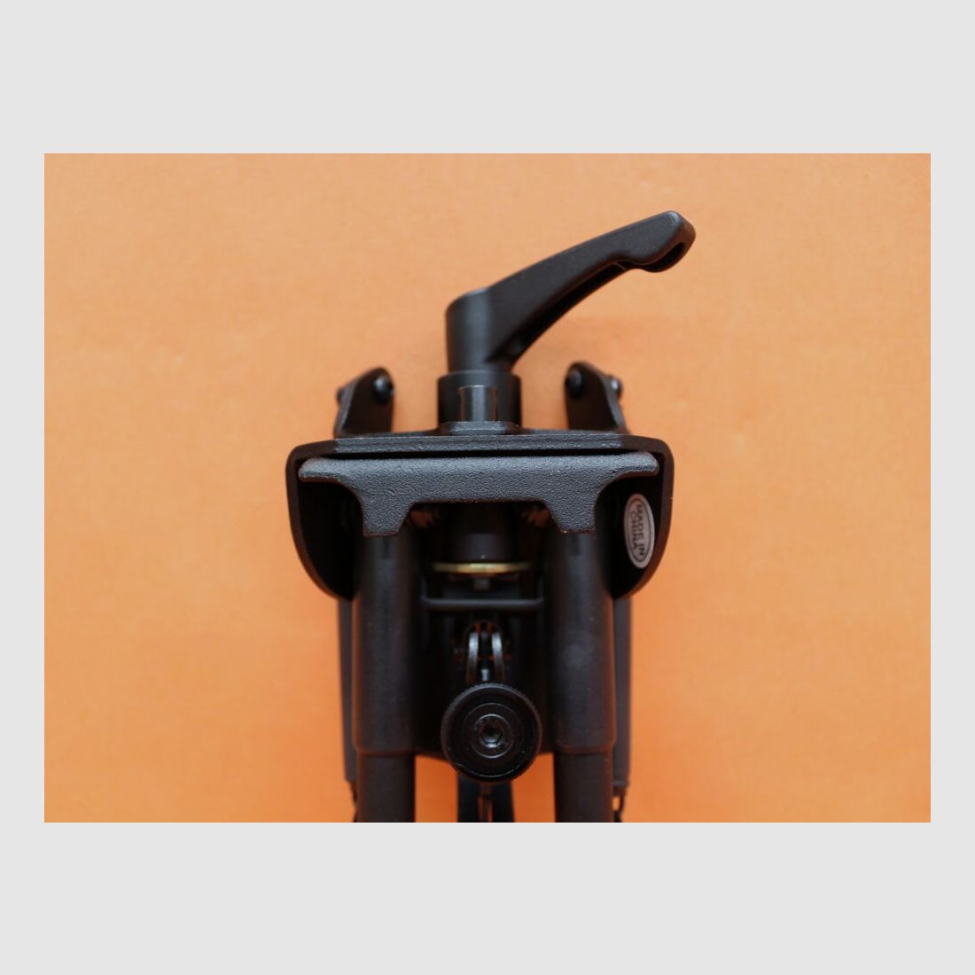 HAWKE HAWKE Zweibein Tilt Bipod (70005) Höhe 6-9"/ ca. 15-23 cm, m. Drehgelenk, Rastenverstellung