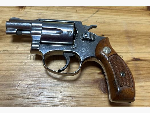 Smith & Wesson Modello 60 in acciaio inox in .38 Special SOLO AZIONE DOPPIA