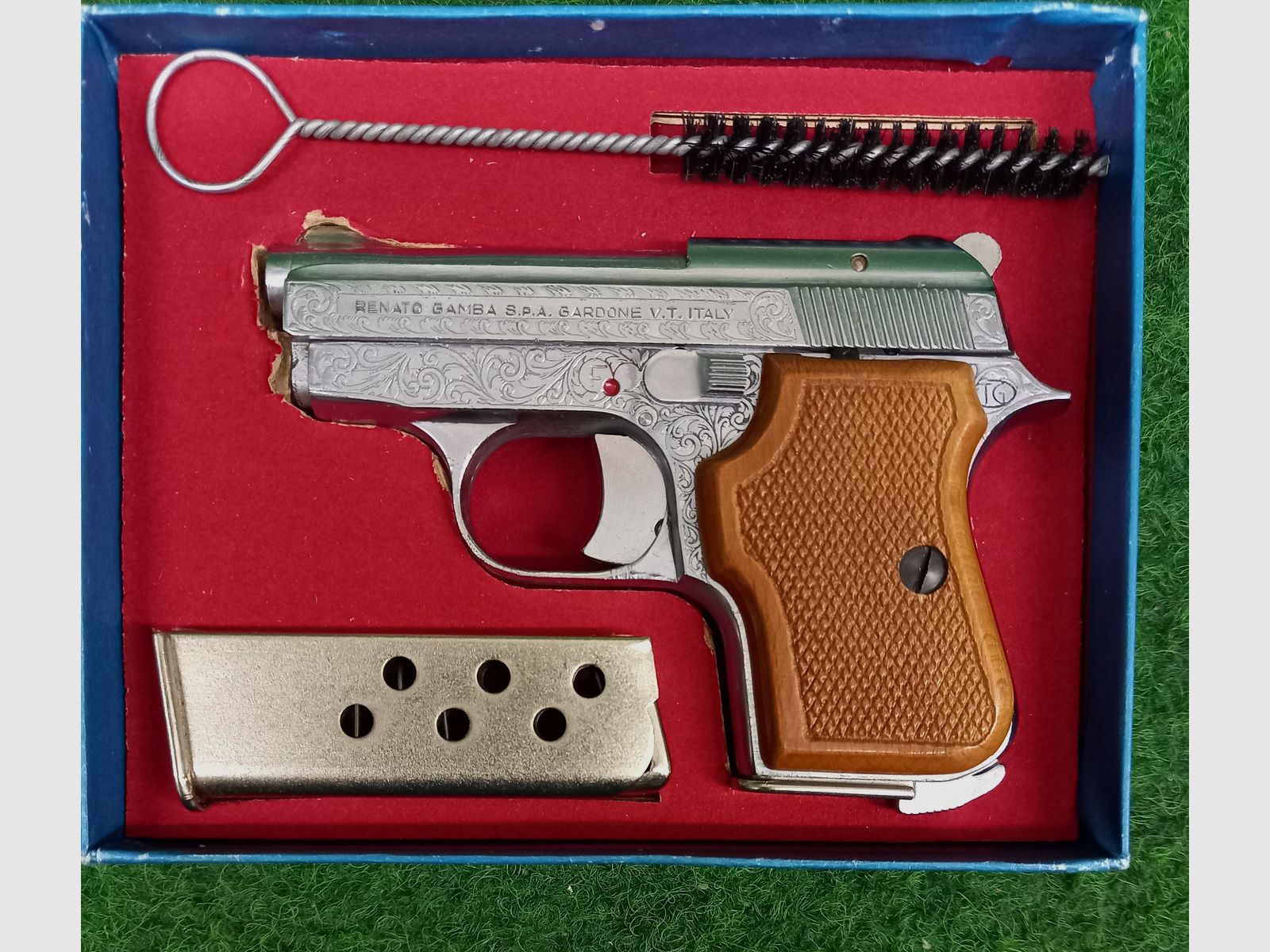 Grawerowany pistolet 6,35mmBrowning Renato Gamba