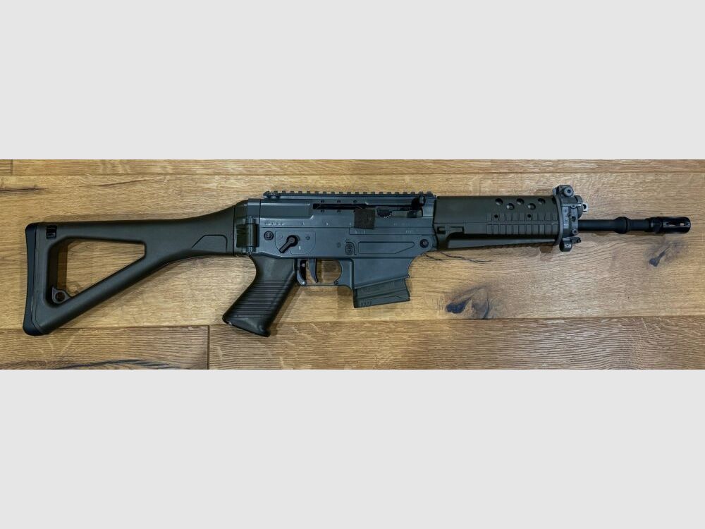 SIG SAUER Suiza SG 553 AL SPORT US, Gris-Verde