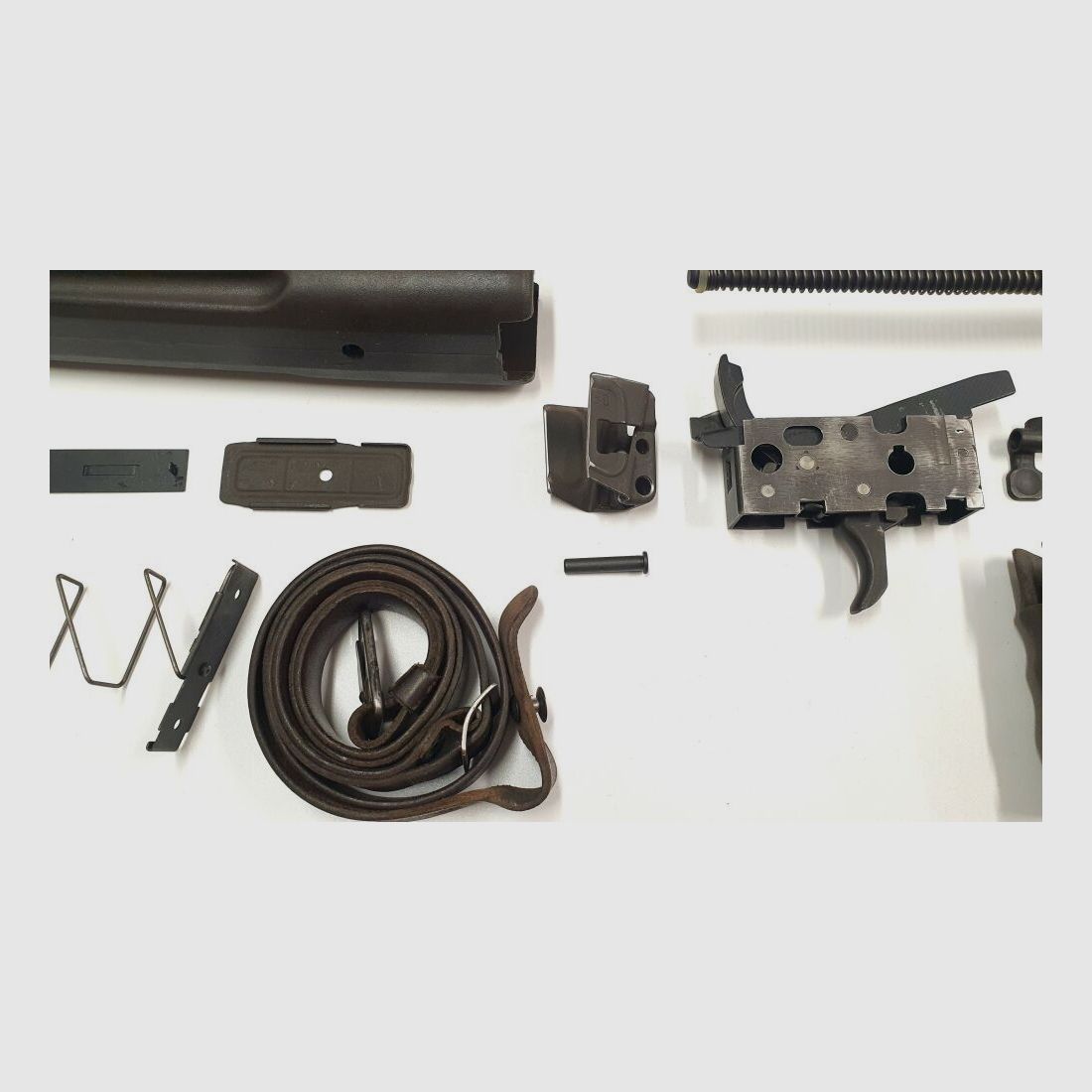 H&K Heckler und Koch GmbH Oberndorf Freier Teilesatz original HK G3 NATO Heckler & Koch inkl. Trapezvorderschaft Olivgrün