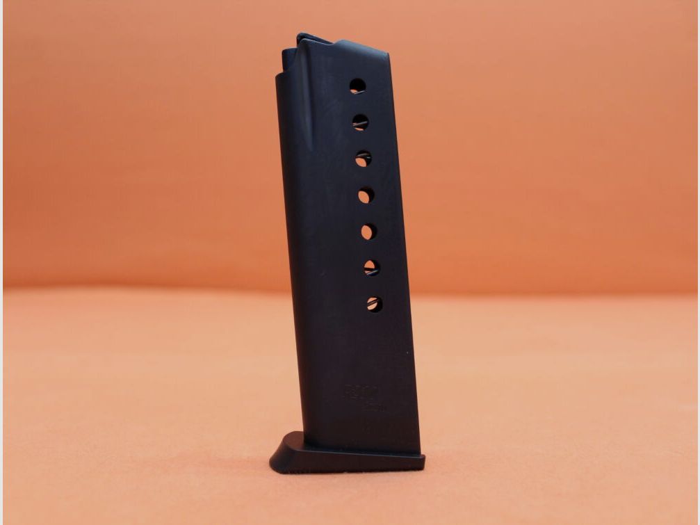 SIG Sauer SIG Sauer P210: Magazynek 8-strzałowy, oksydowany, 9mm Luger