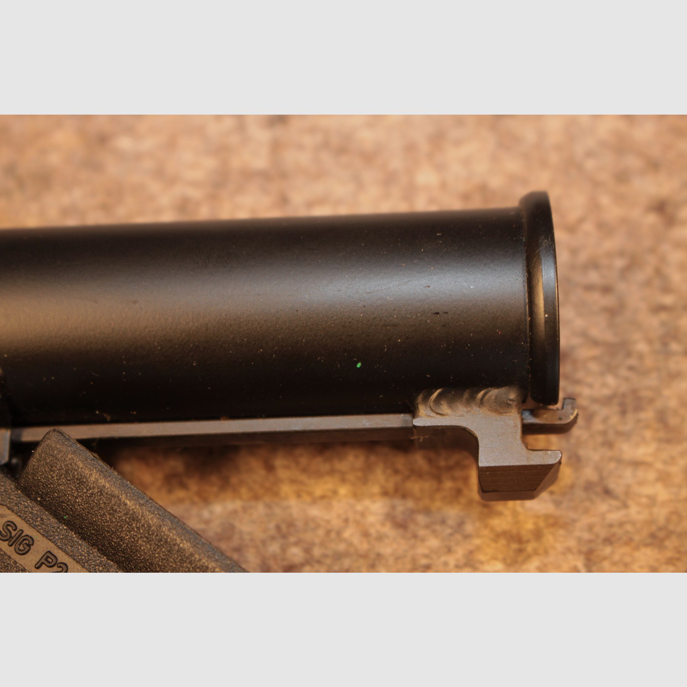 Signal pistol Heckler und Koch in caliber 4.