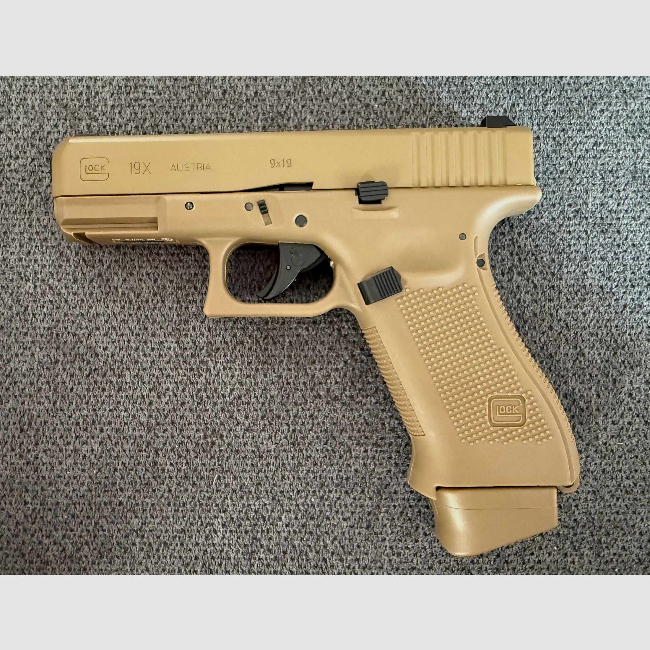 Glock 19X - Airsoft | inkl. 15 Walther CO2 Kapseln