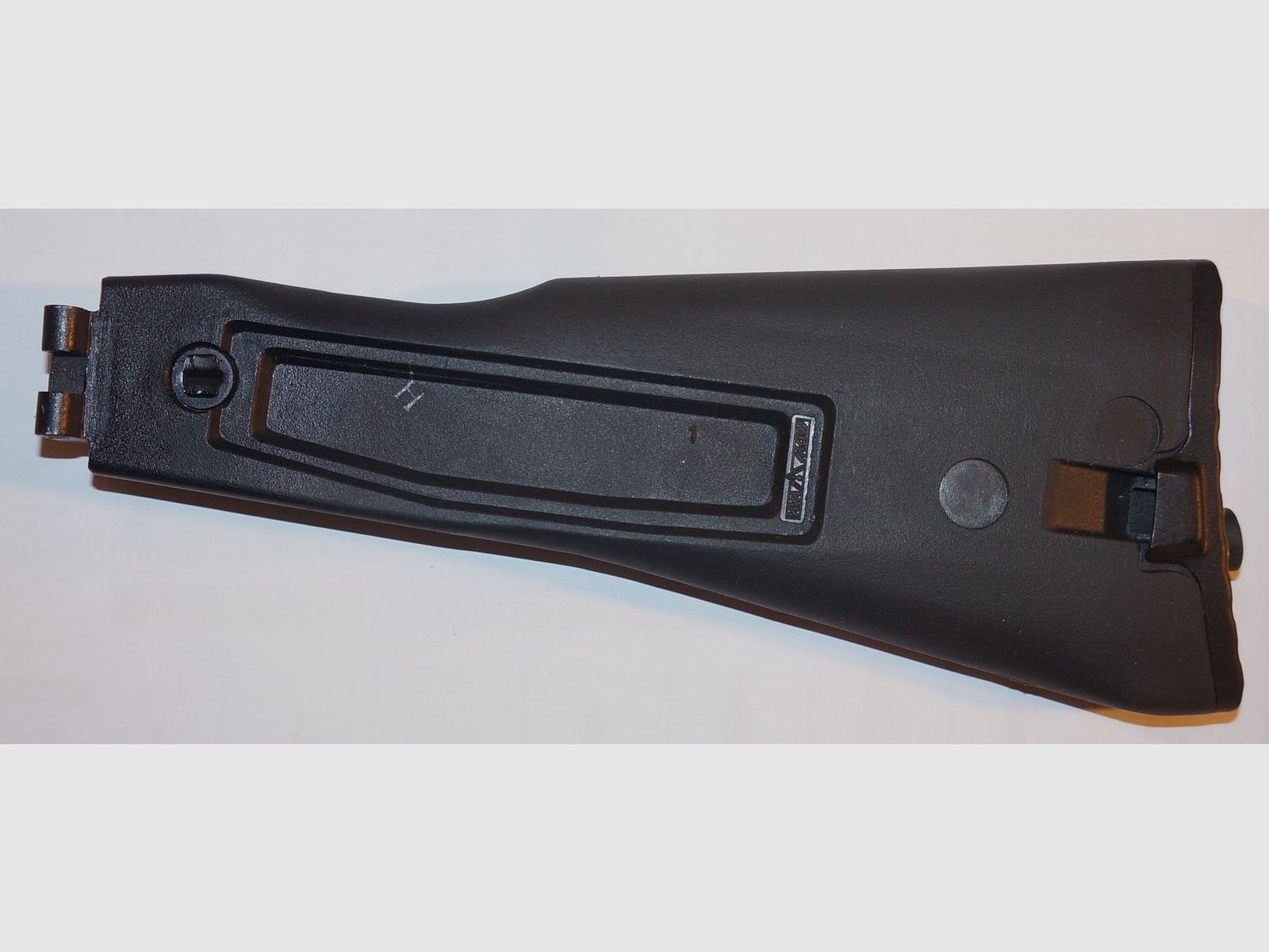 Propose Izhmash Saiga stock pliant en polymère Échange possible contre Saiga stock pliant squelette en métal, image 2 sur 3