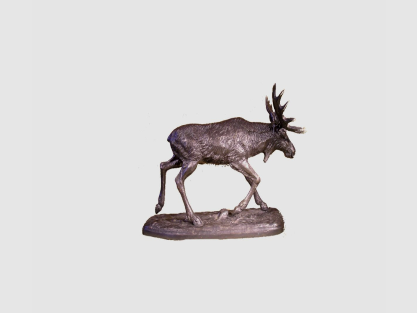 Lovergreen Bronzestatue Motiv laufender Elch