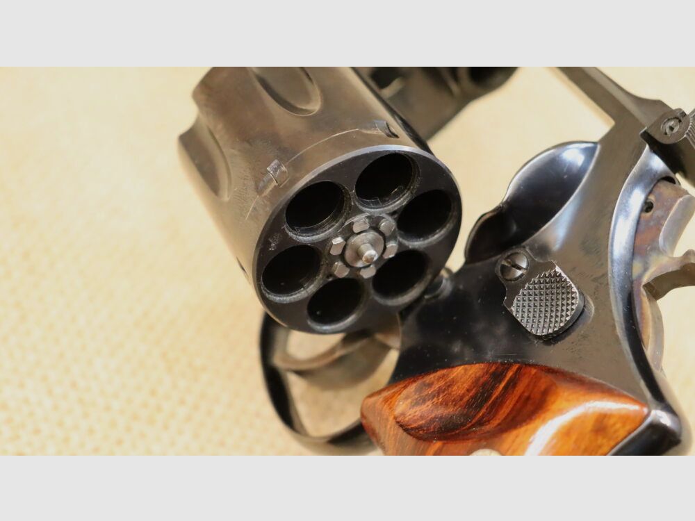 Smith & Wesson 29-2 .44RemMag