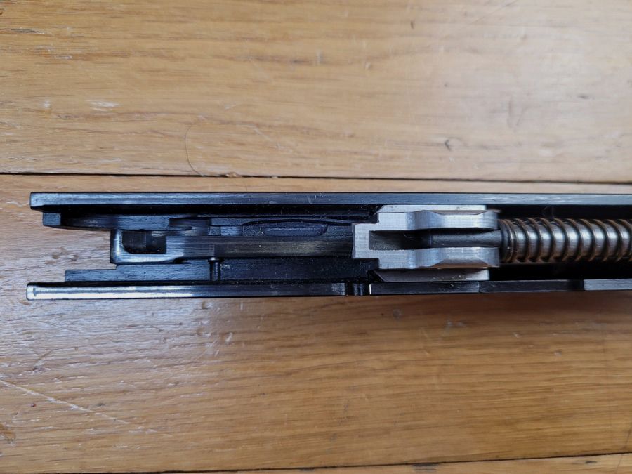 Wunderschöne Umrüstung für SIG P210 – Kaliber 22LR – Mit seinem speziellen Magazin 1. Art – Geeignet für SIG mit 120mm Lauf wie P 210-2, 3, 4, 6… – komplett und im neuwertigen Zustand – Sehr selten!, Bild 7 von 14