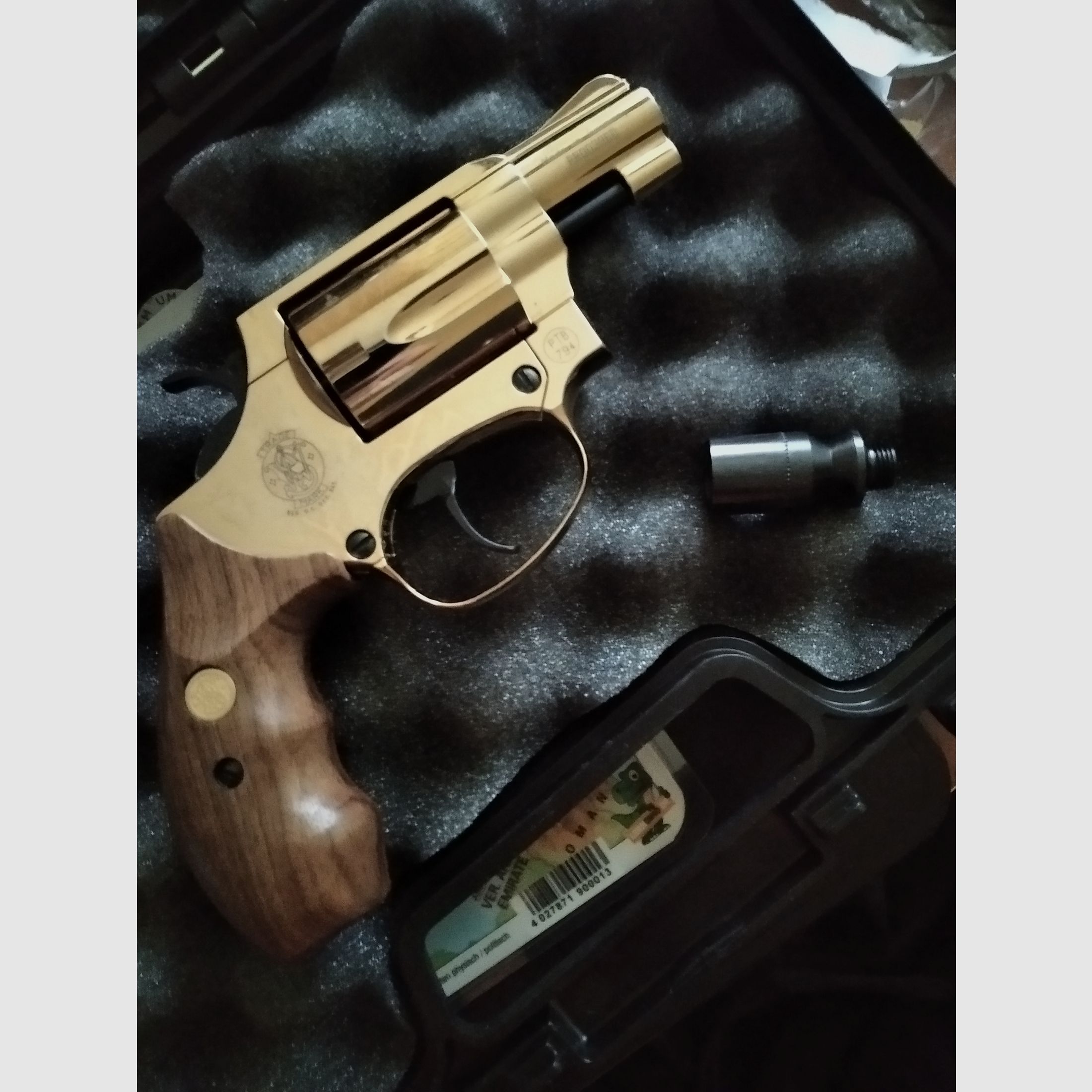 Colt Revolver 24 Karat vergoldet Smith & Wesson mit 58 Platzpatronen und Rechnung und Garantie