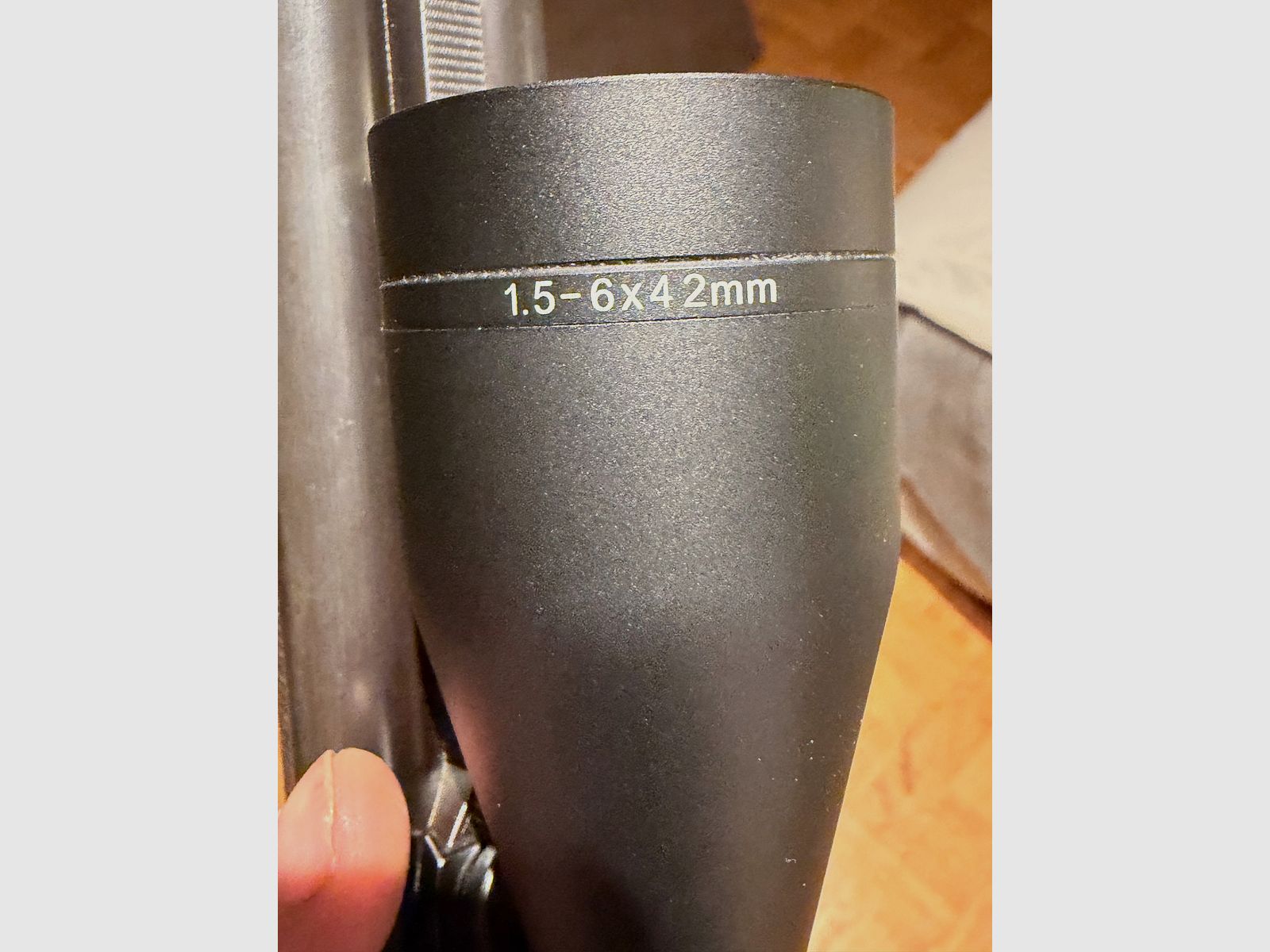 J.P Sauer en Zoon Drilling 7x57R met Akah 1-6x42 richtkijker op een zwengelmontage