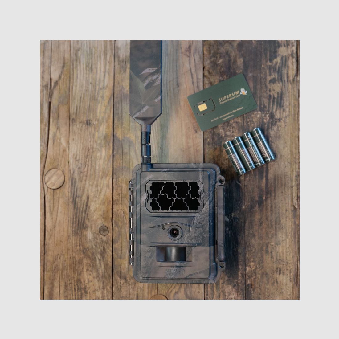 SEISSIGER Special-Cam LTE – SUPERSIM-Edition inkl. Batterien